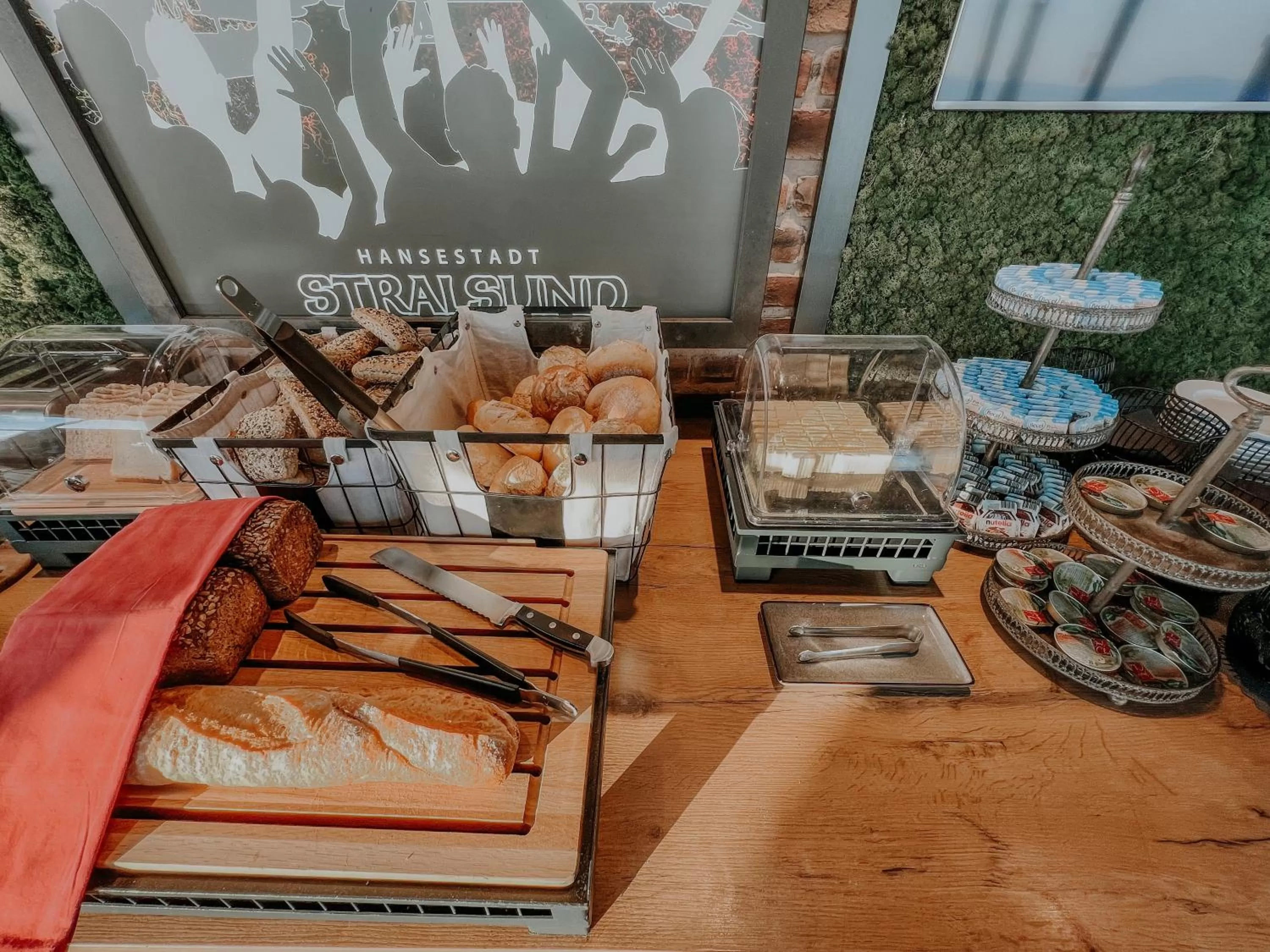 Breakfast in Hotel Hafenresidenz Stralsund