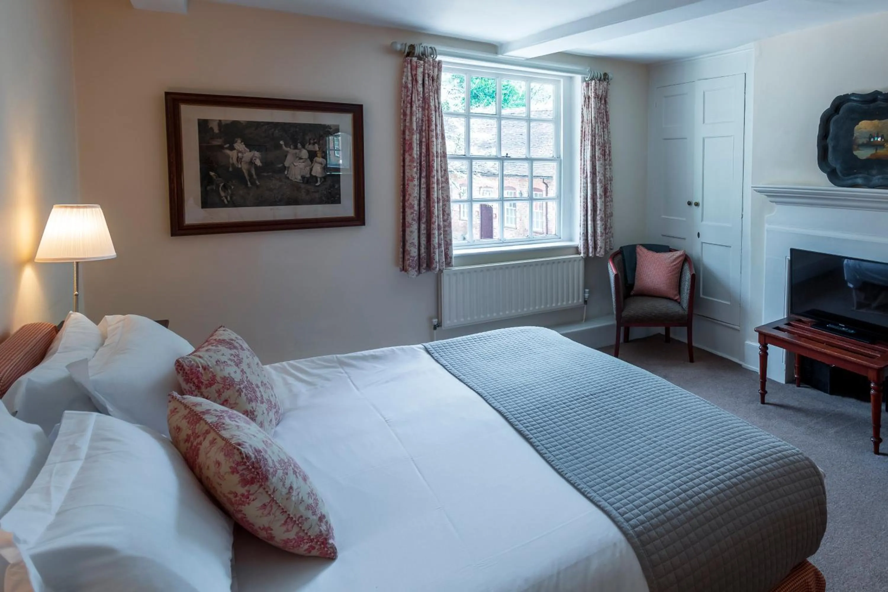 Bedroom, Bed in Spread Eagle Inn