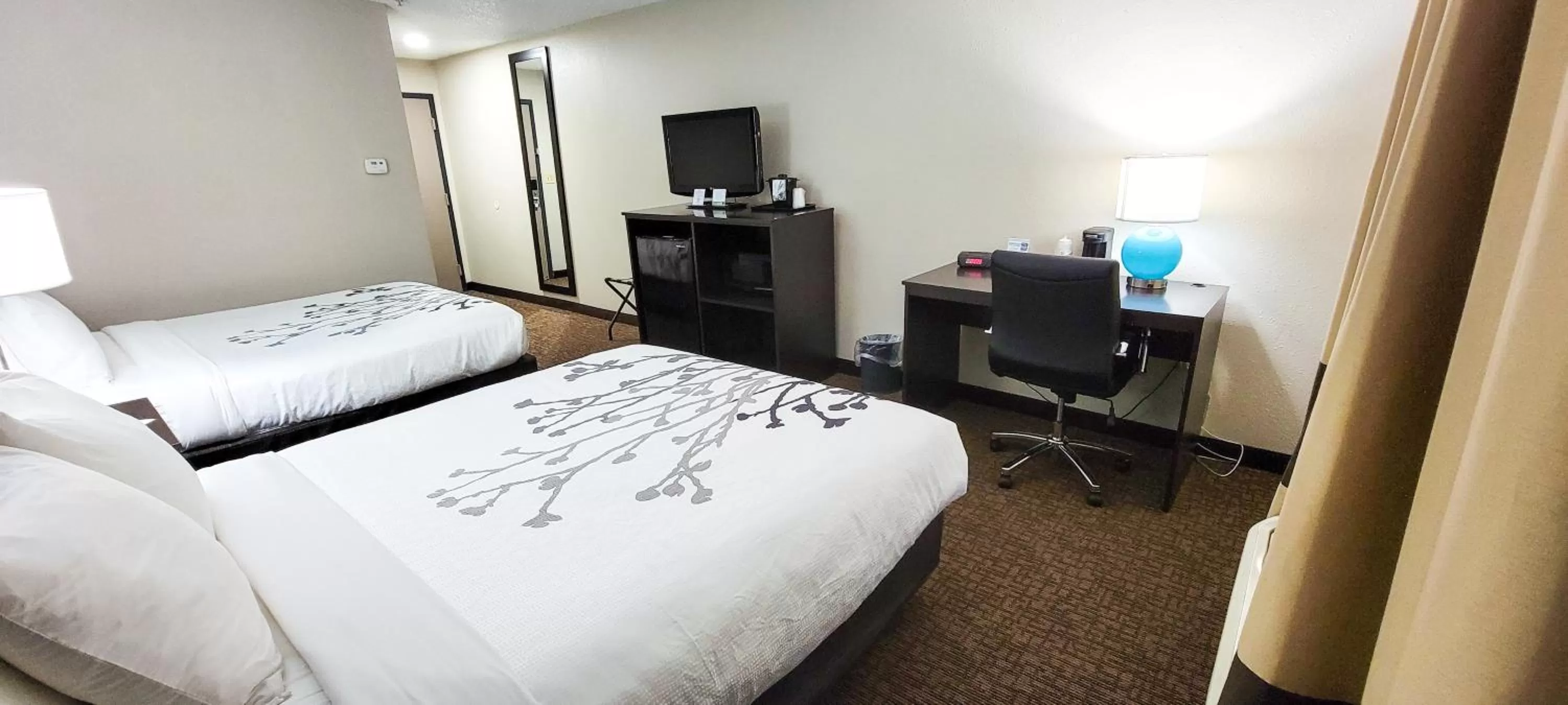 Bedroom in Sleep Inn & Suites