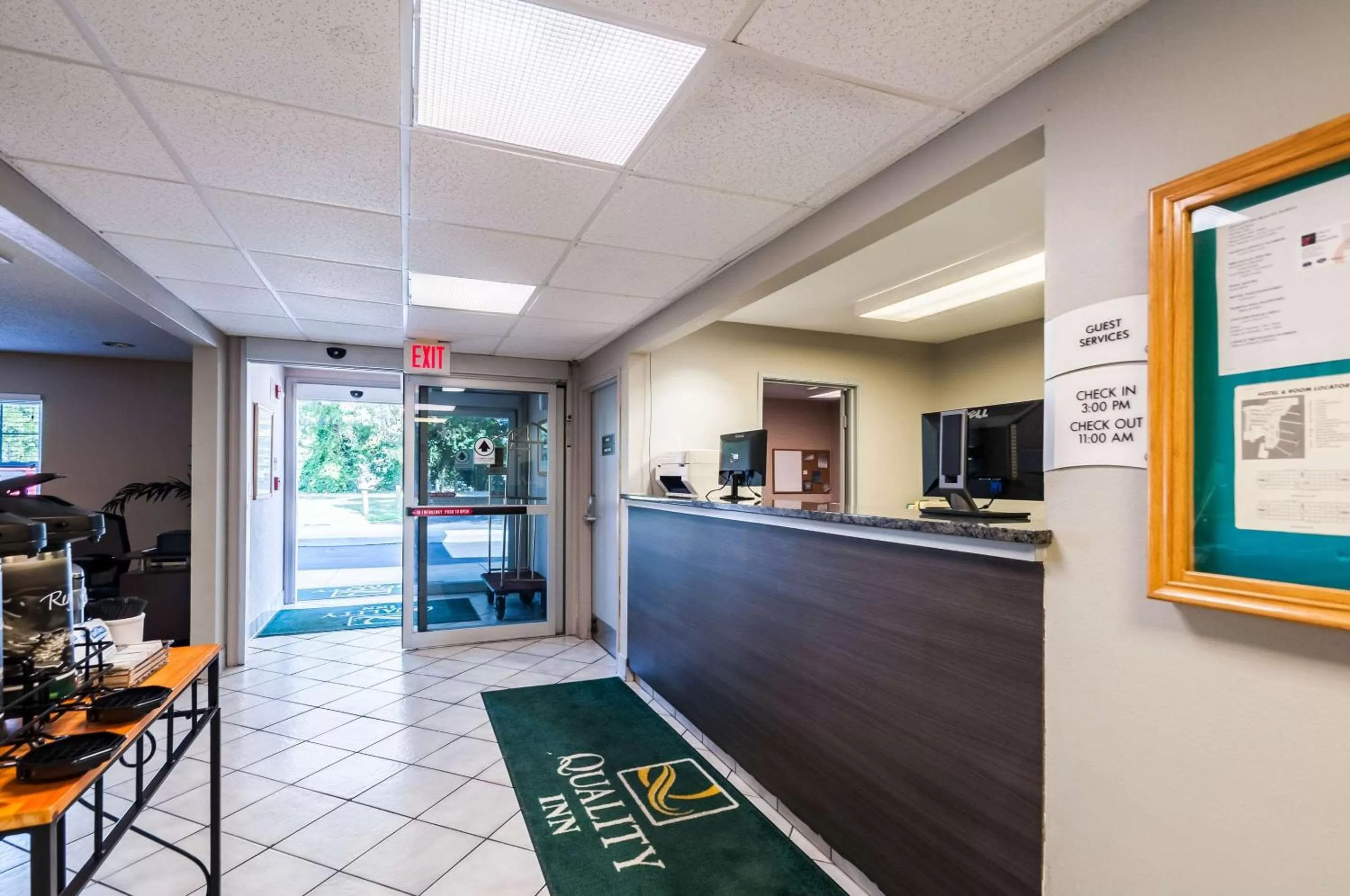 Lobby or reception in Quality Inn Solomons - Beacon Marina