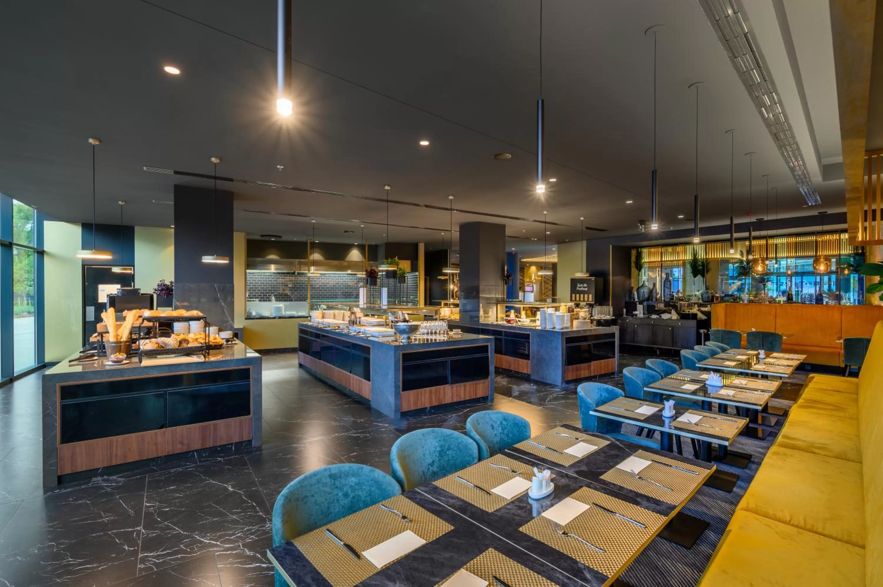 Restaurant/places to eat in Grand Hotel Esztergom