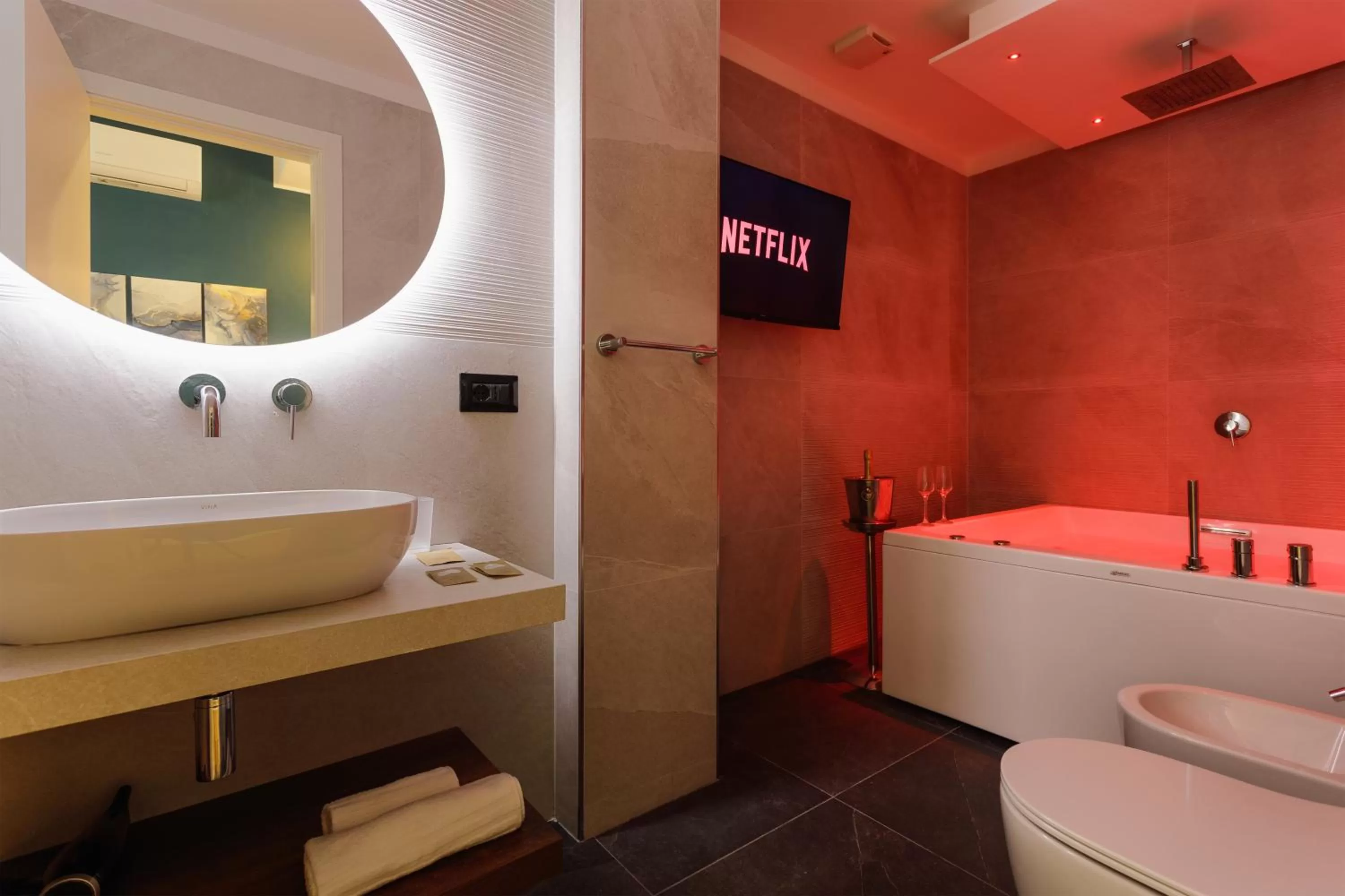 Toilet in Quinto Stabile Rooms&Suite