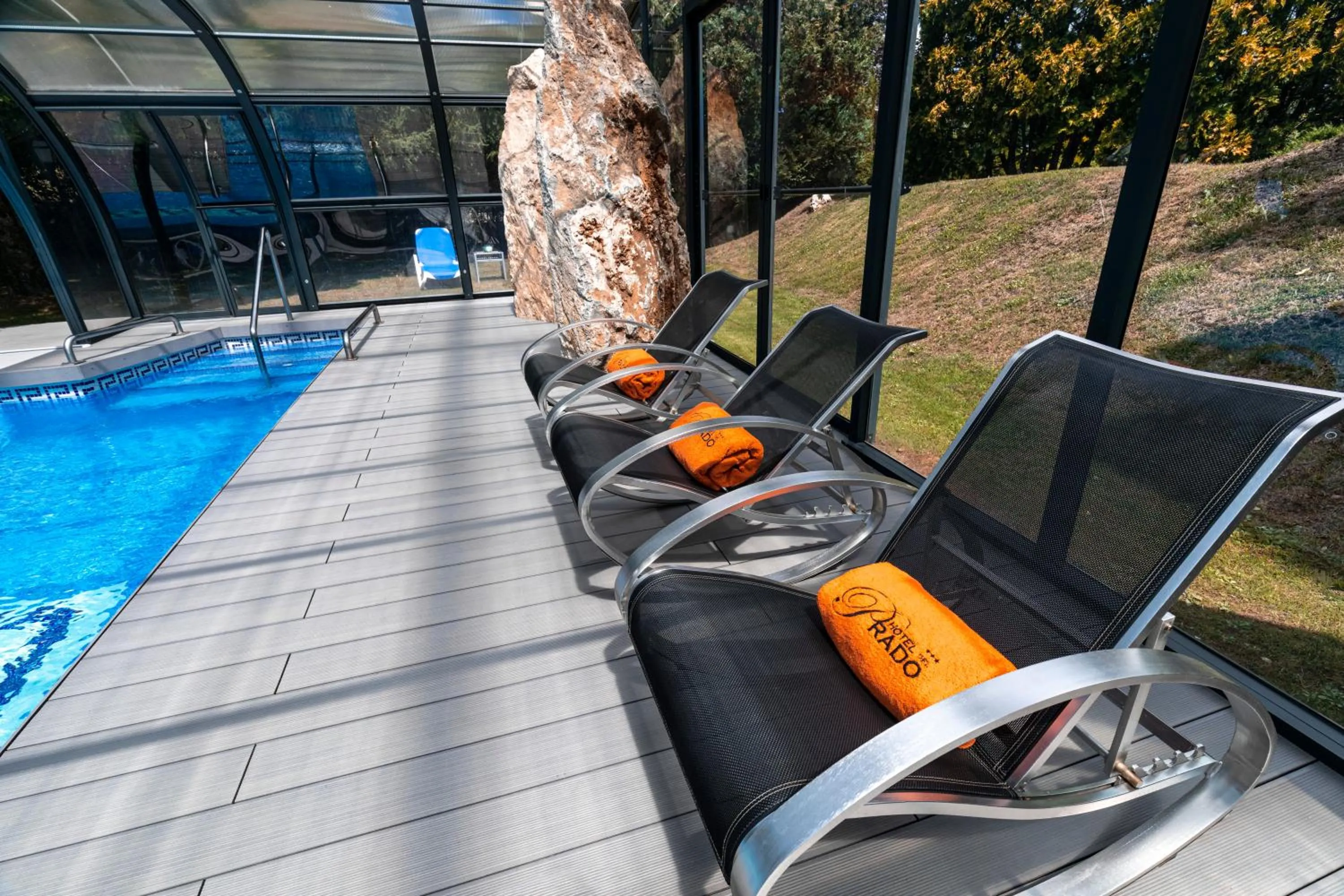 Swimming pool in Hotel del Prado