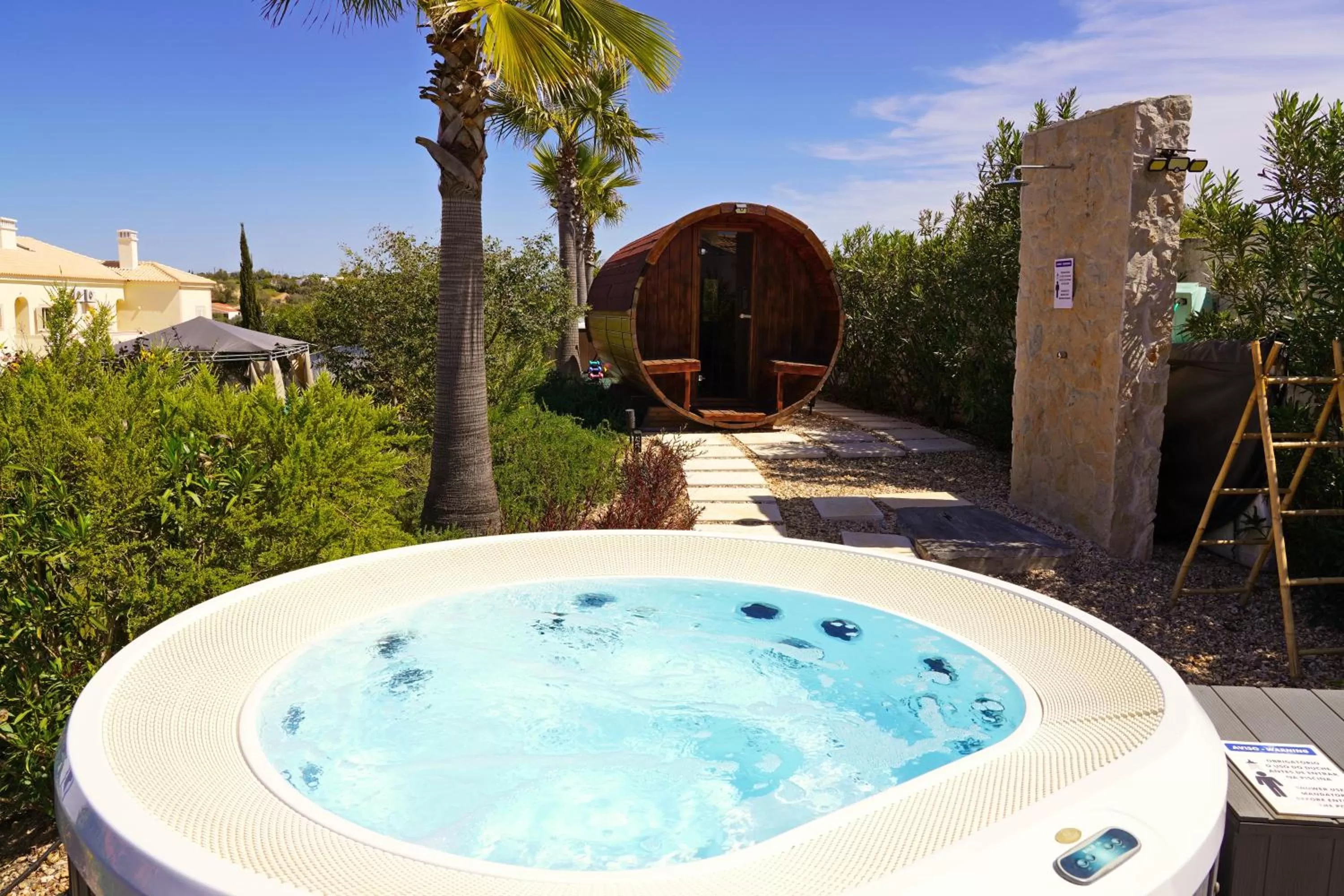 Day in Carvoeiro B&B and SPA