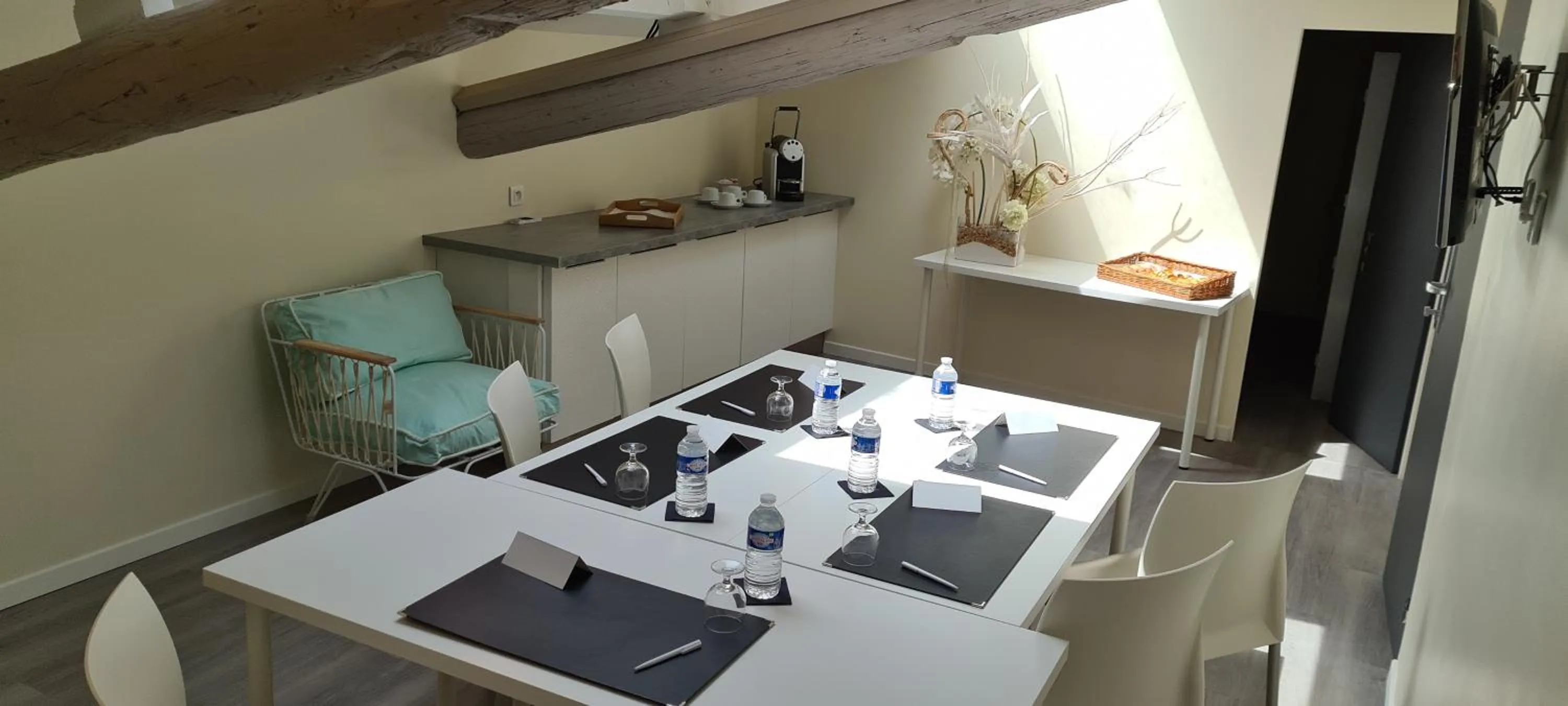 Business facilities in Hôtel Le Seize, Nice Centre