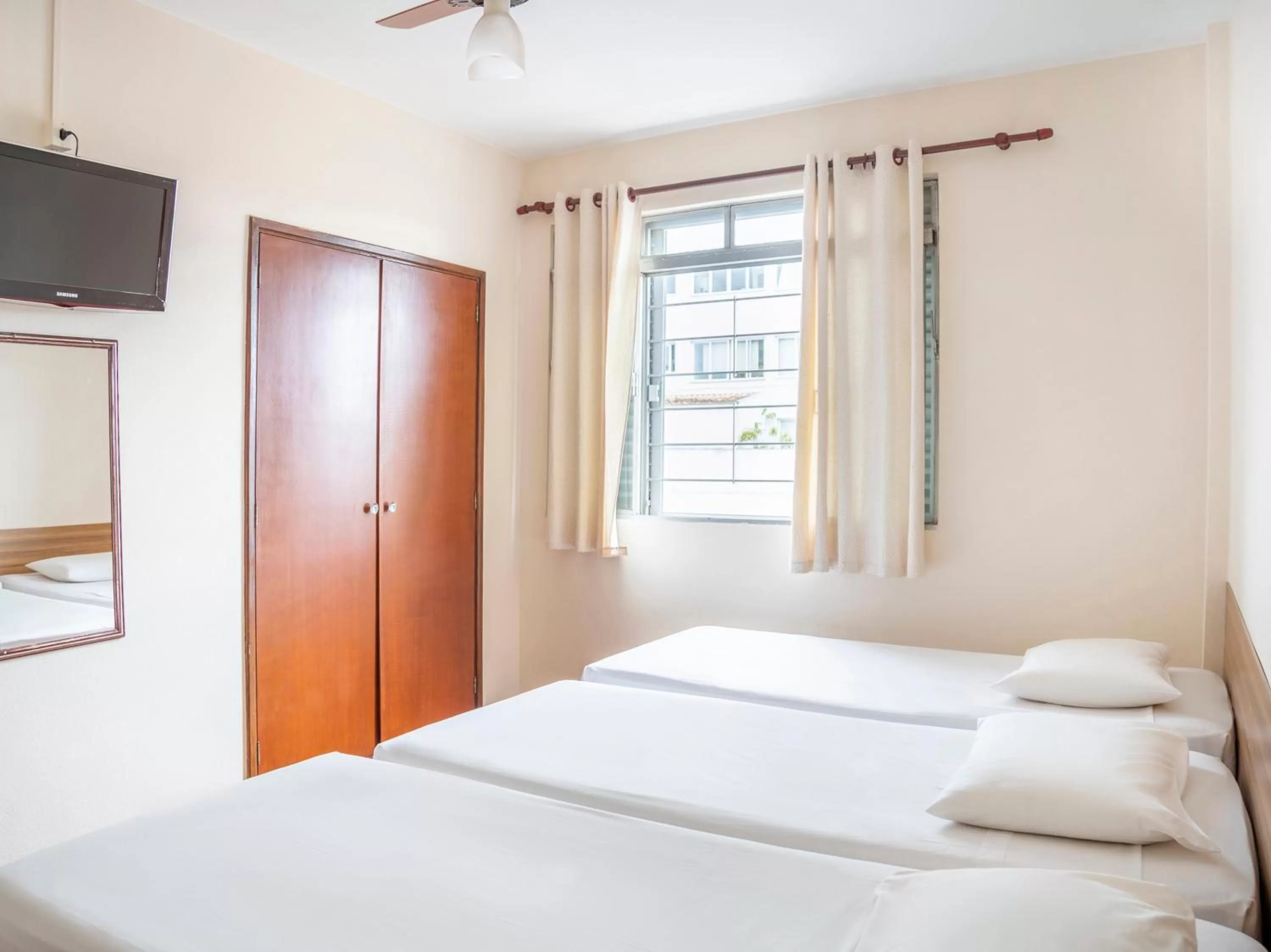 Bedroom, Bed in Libero Hotel