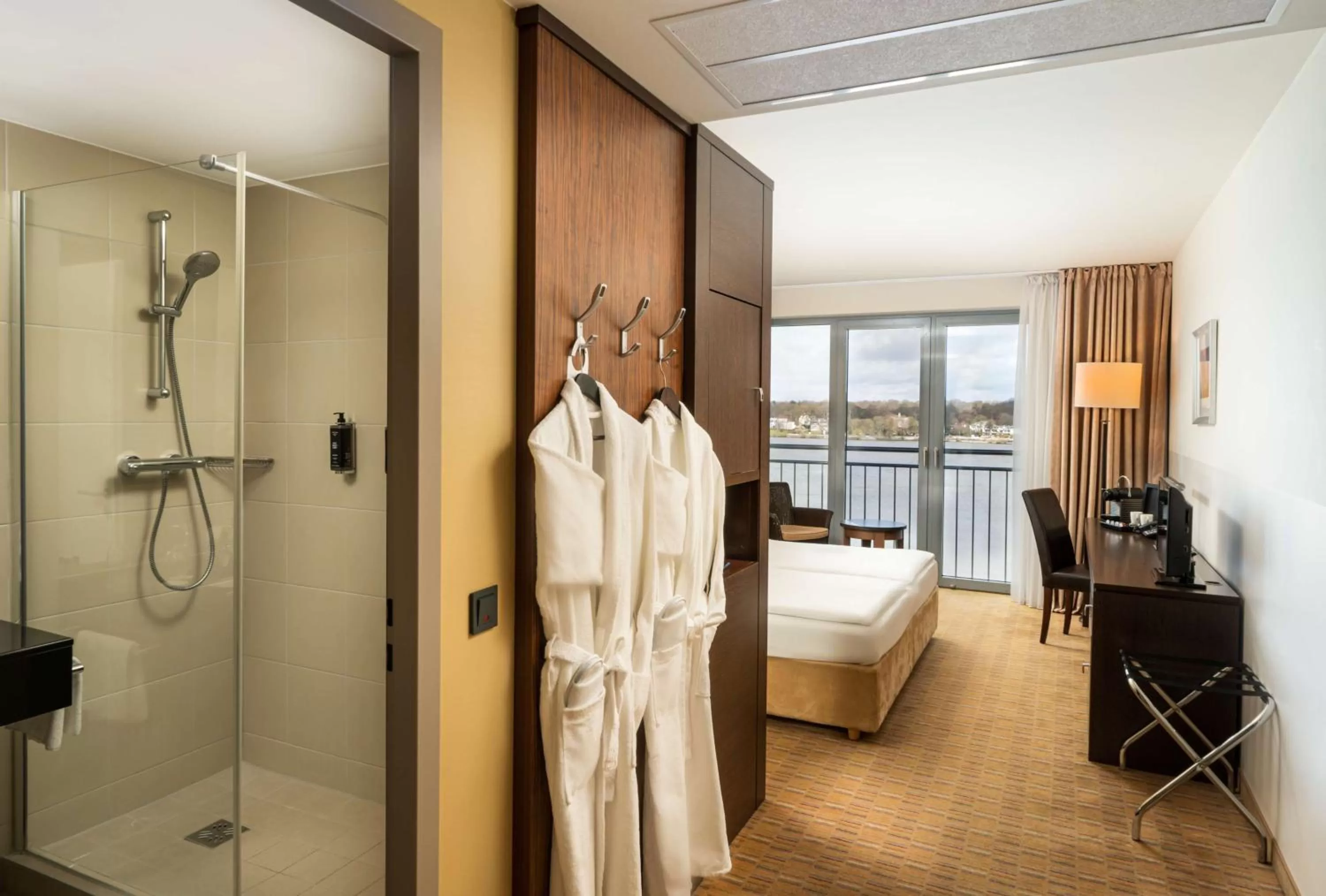 Bedroom, Bed in elaya hotel hamburg finkenwerder