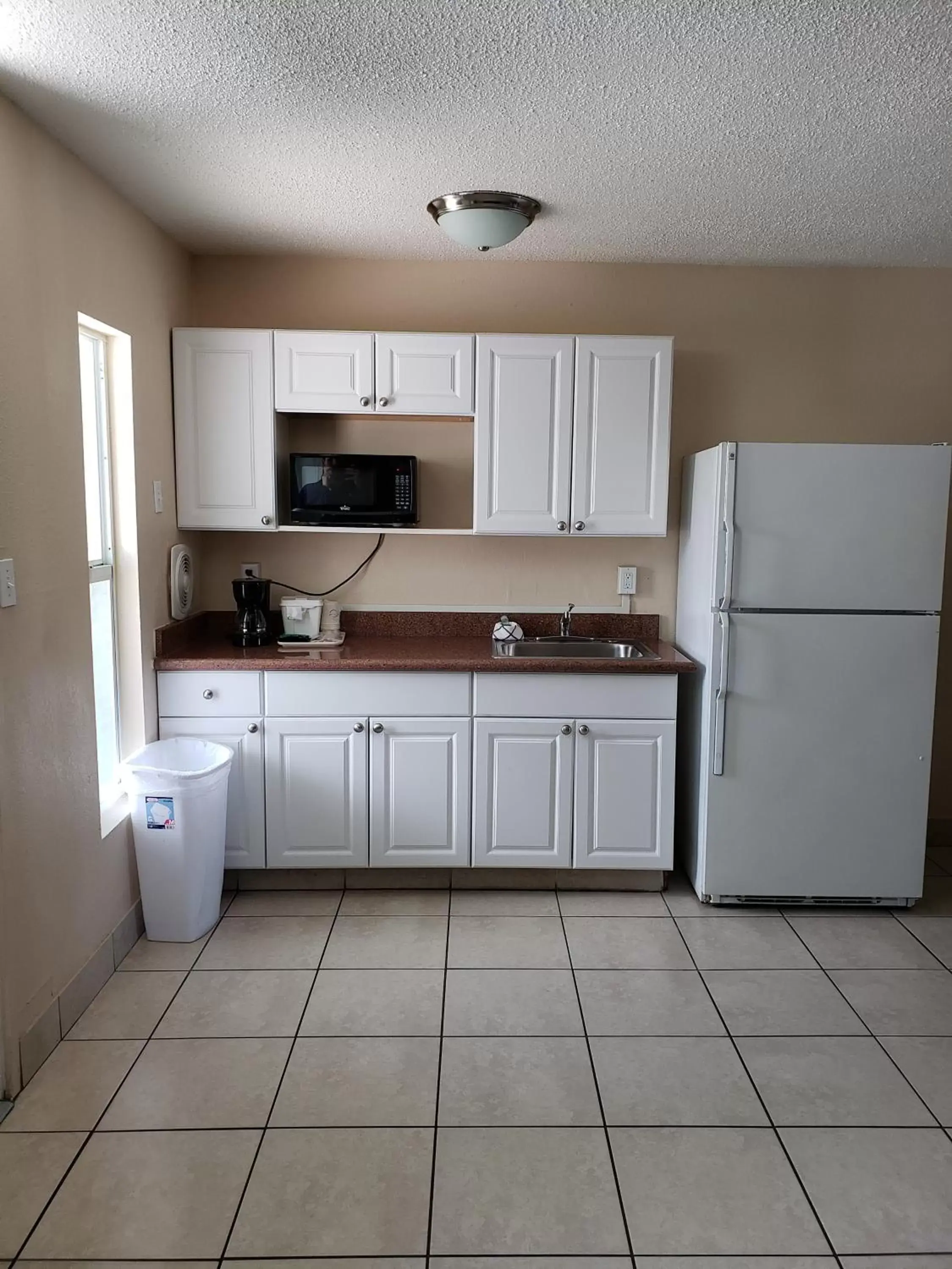 One-Bedroom Suite with Sofa Bed - Non-Smoking in Clearwater Beach Hotel One-Bedroom Suite with Sofa Bed - Non-Smoking in Clearwater Beach Hotel