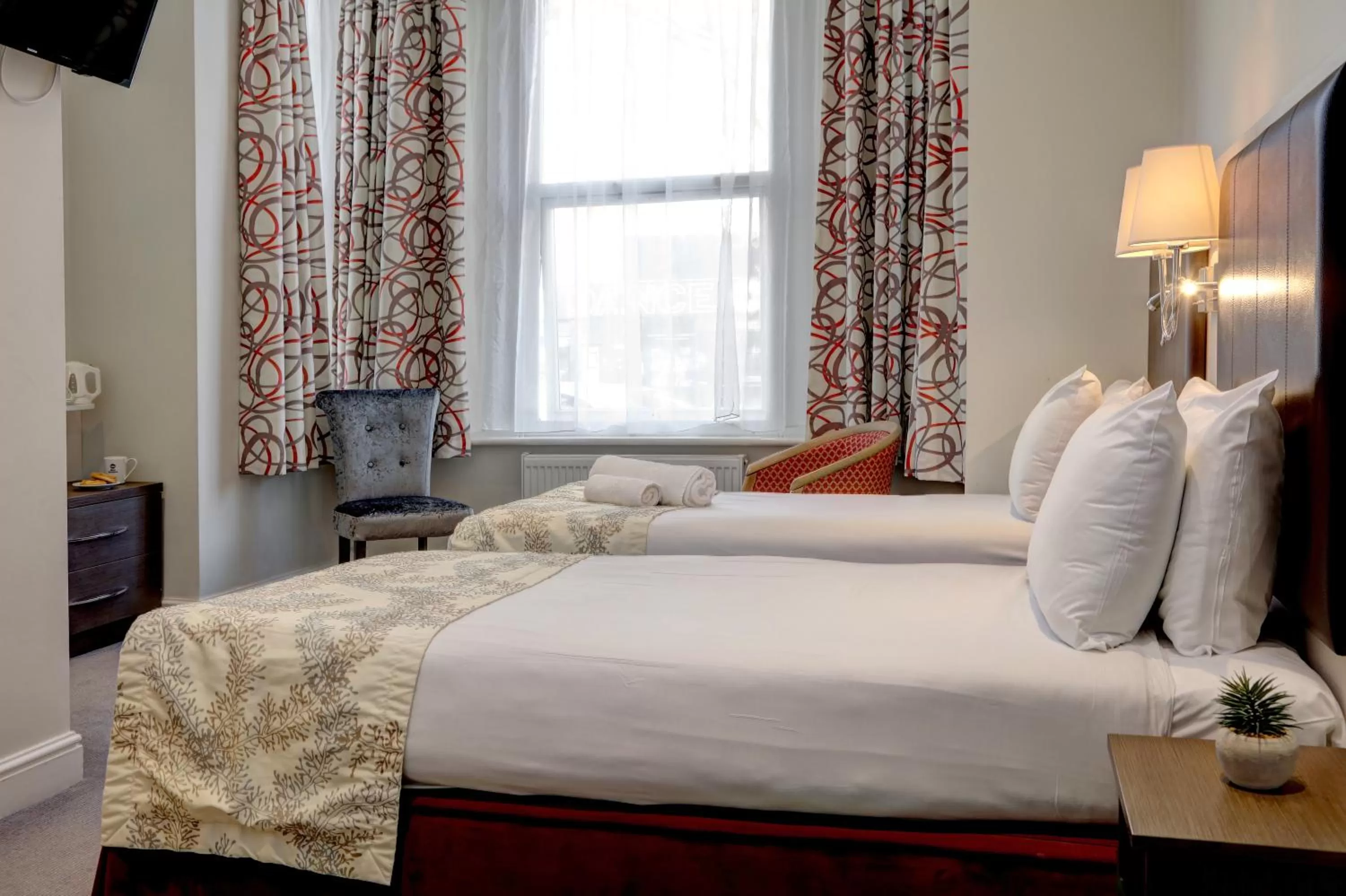 Bed in Best Western Chiswick Palace & Suites London