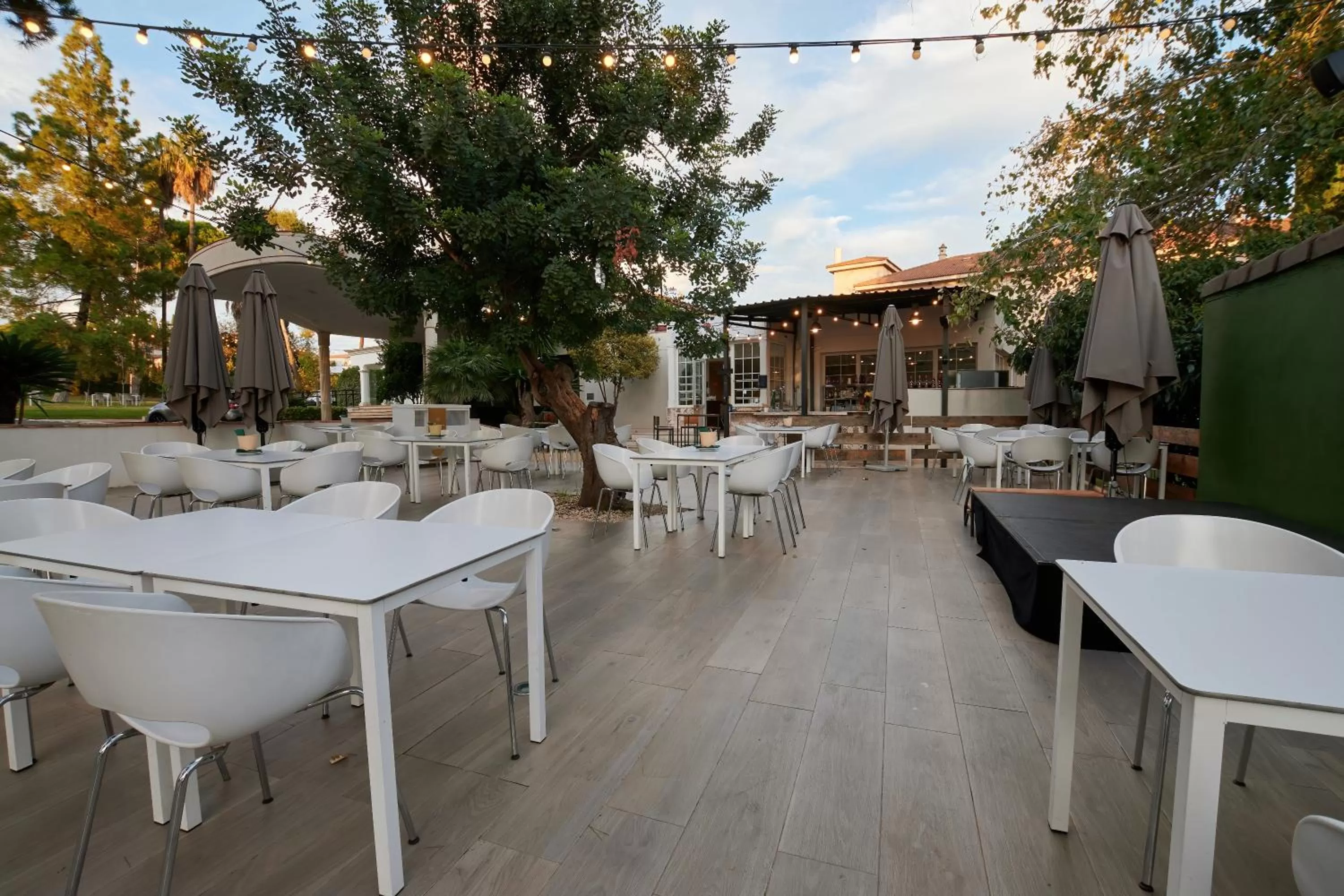 Restaurant/places to eat in Crisol Jardines de Córdoba