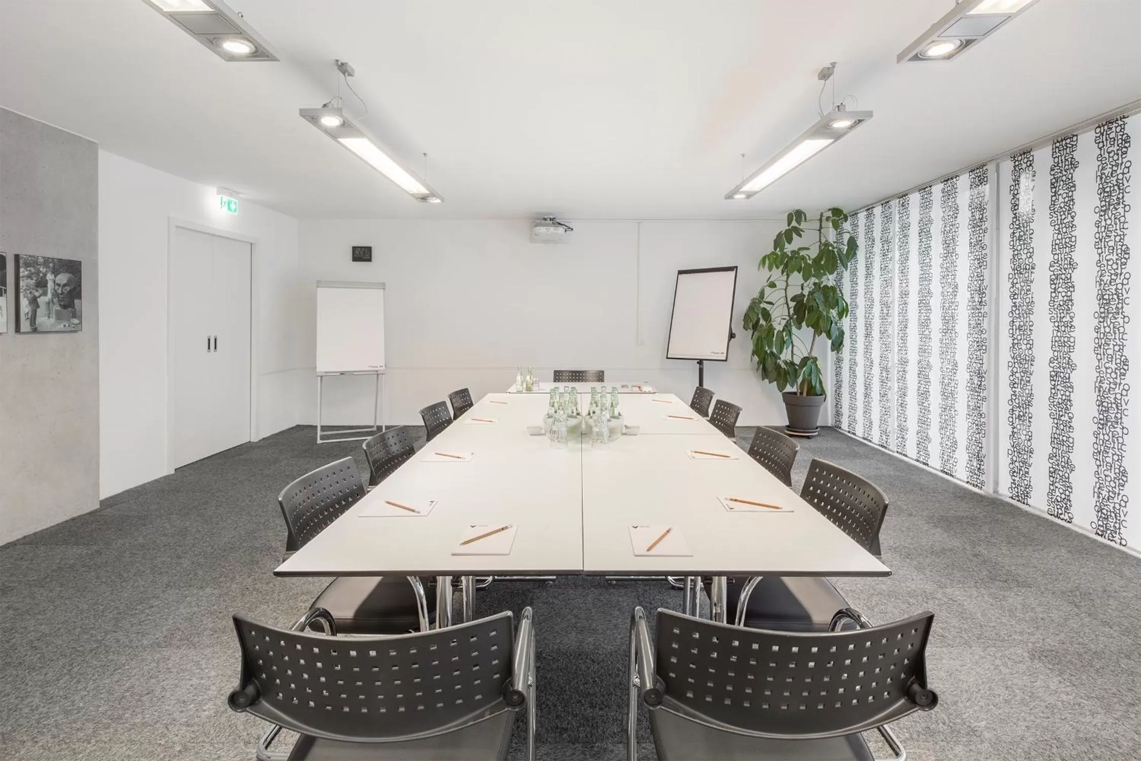 Decorative detail in V-Hotel