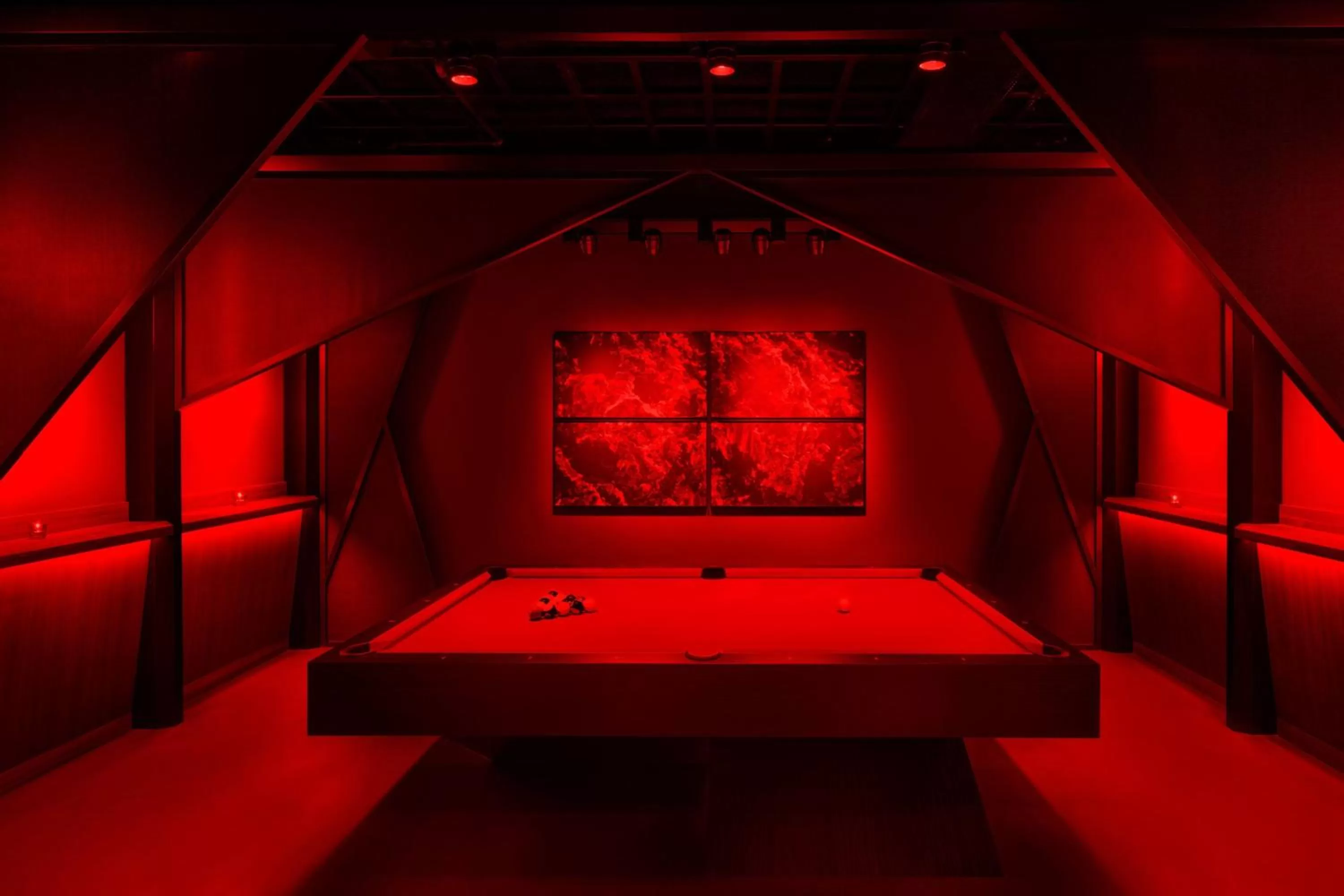 Restaurant/places to eat, Bed in The Reykjavik EDITION