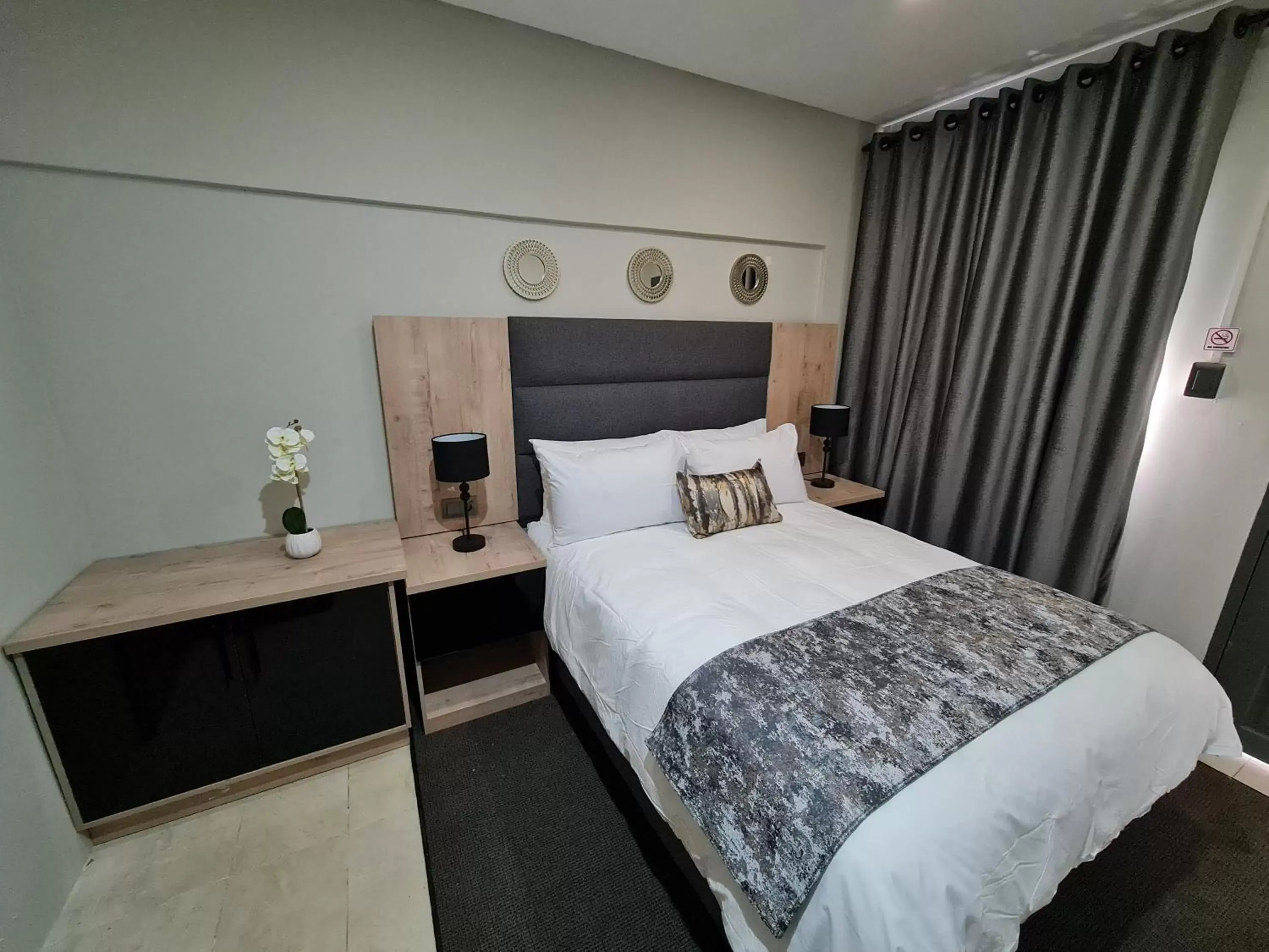 Standard Double Room in Luxe on Ridge Boutique Hotel Standard Double Room in Luxe on Ridge Boutique Hotel