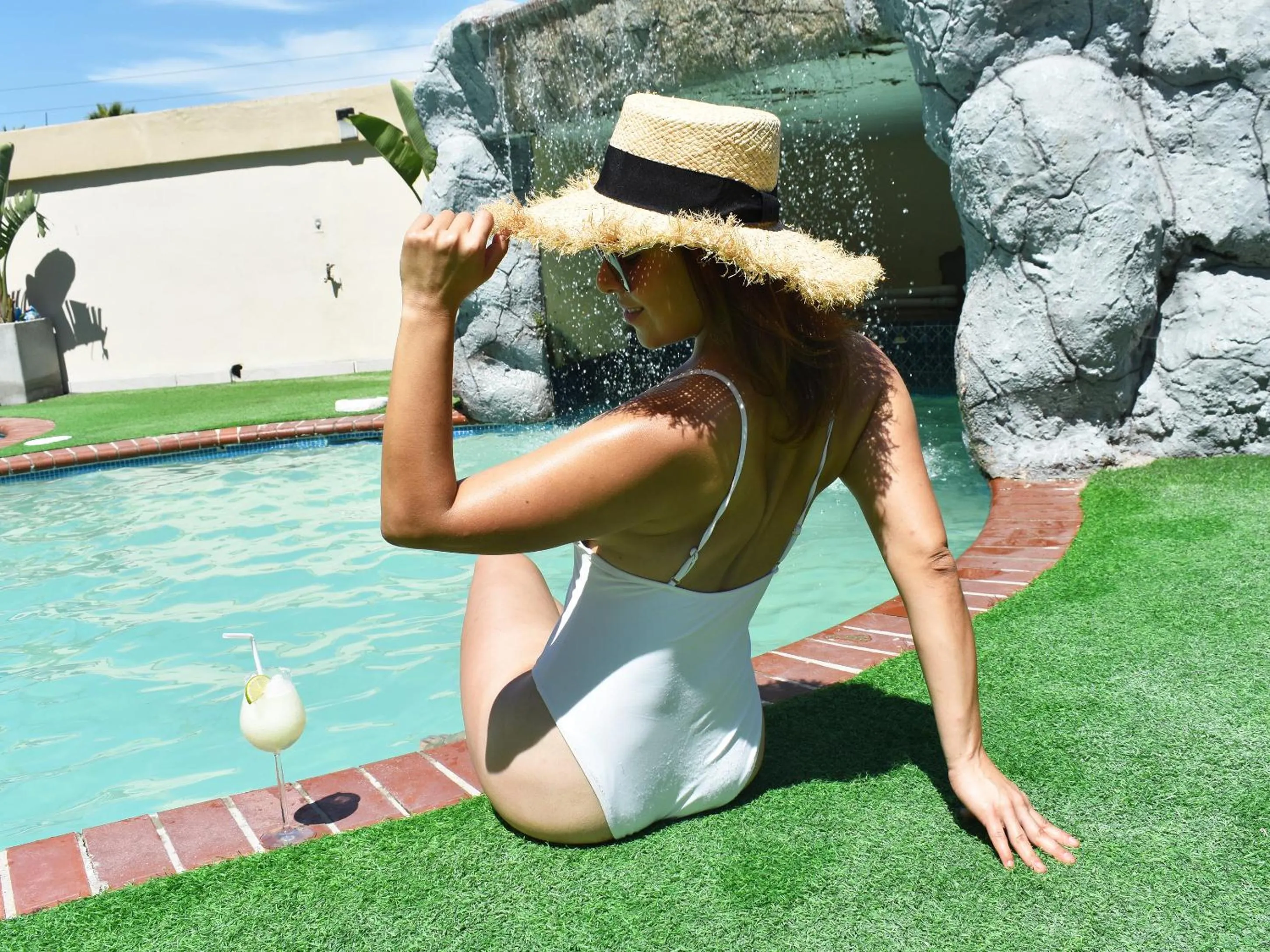 Guests in Hotel Corona Plaza