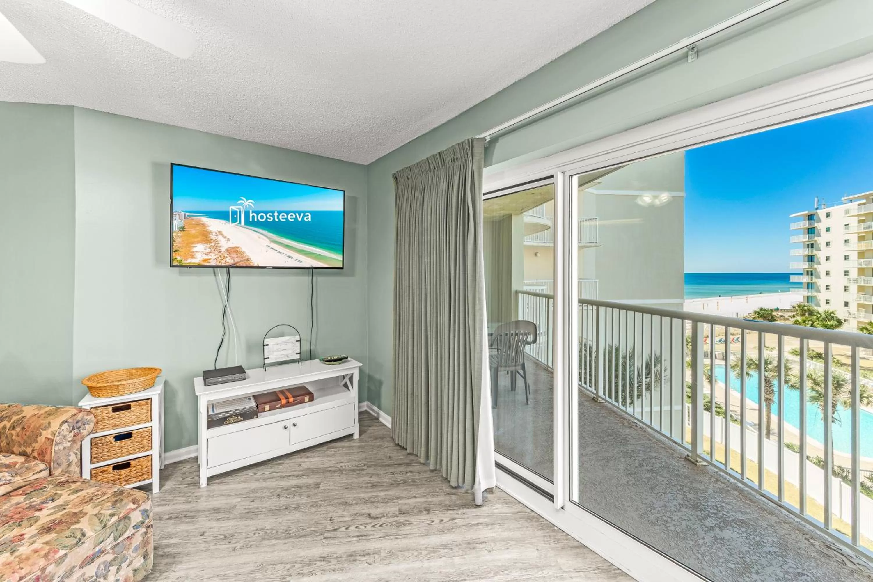 Living room in Tradewinds Unit 406