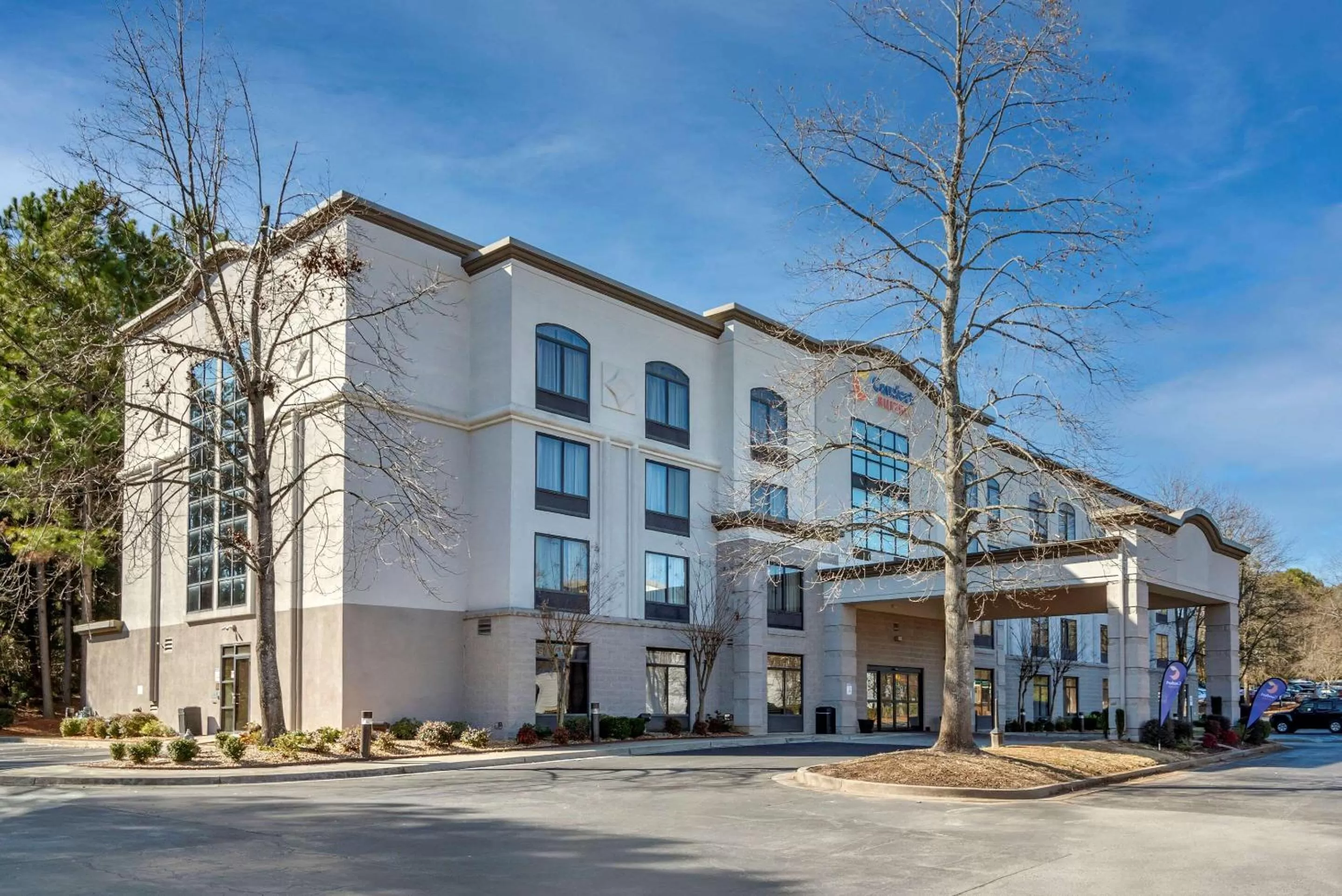 Property building in Comfort Suites Alpharetta-Roswell - Atlanta Area