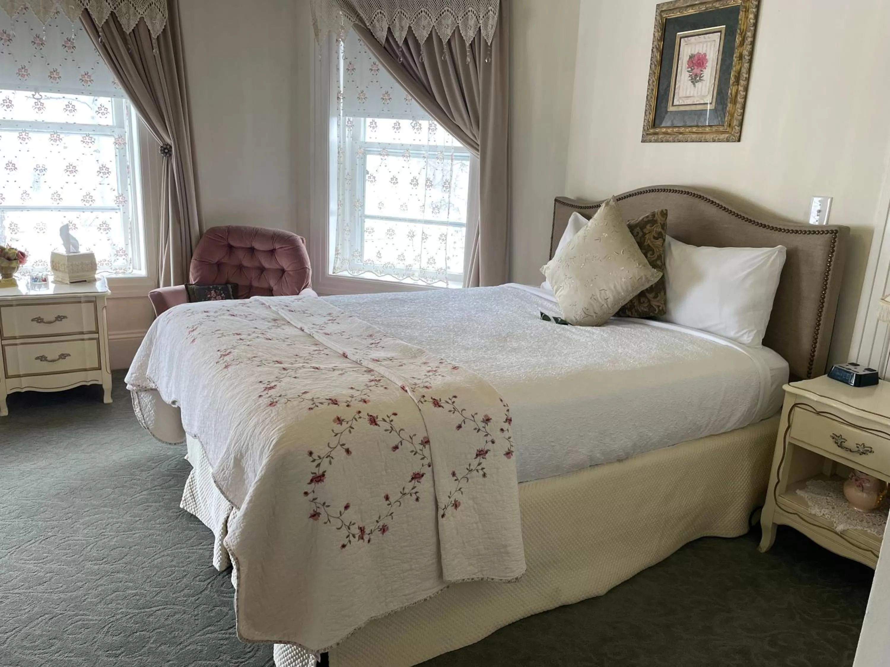 Bedroom, Bed in Heber Senator Bed and Breakfast