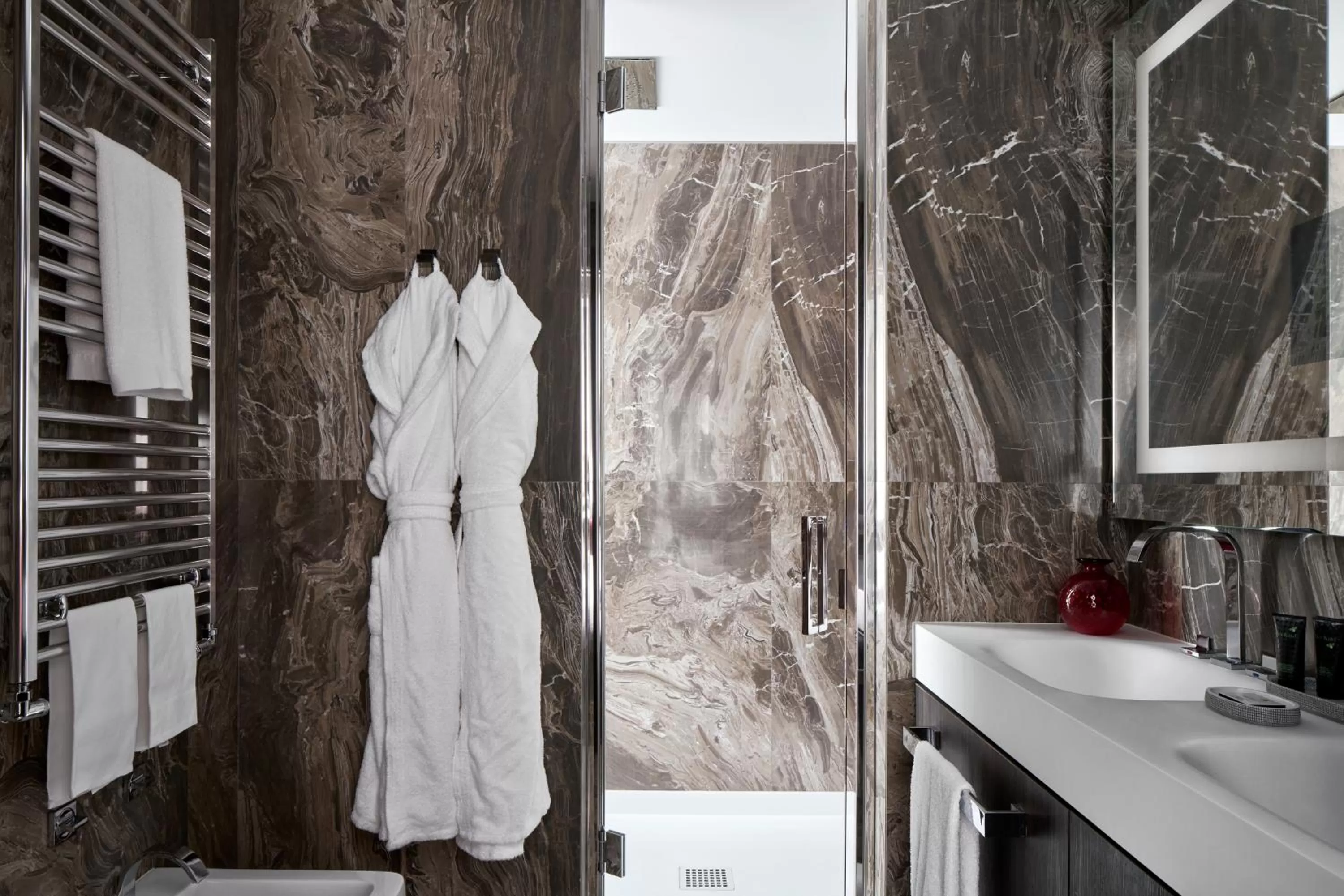 Bathroom in Hyatt Centric Milan Centrale