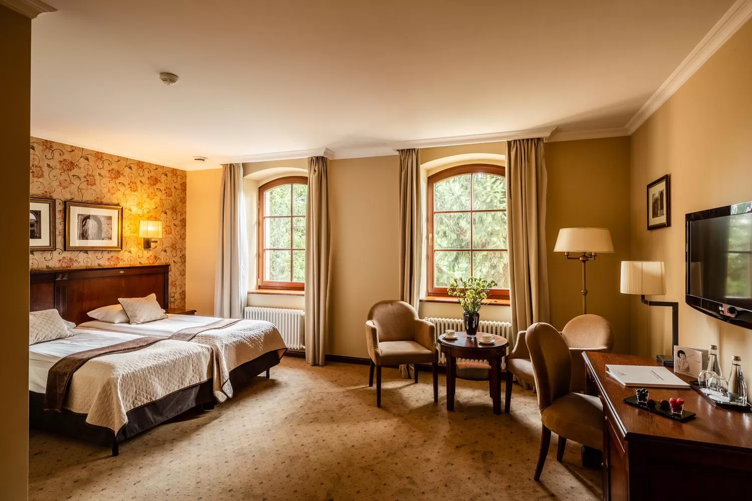 Photo of the whole room, Bed in Zamek Topacz