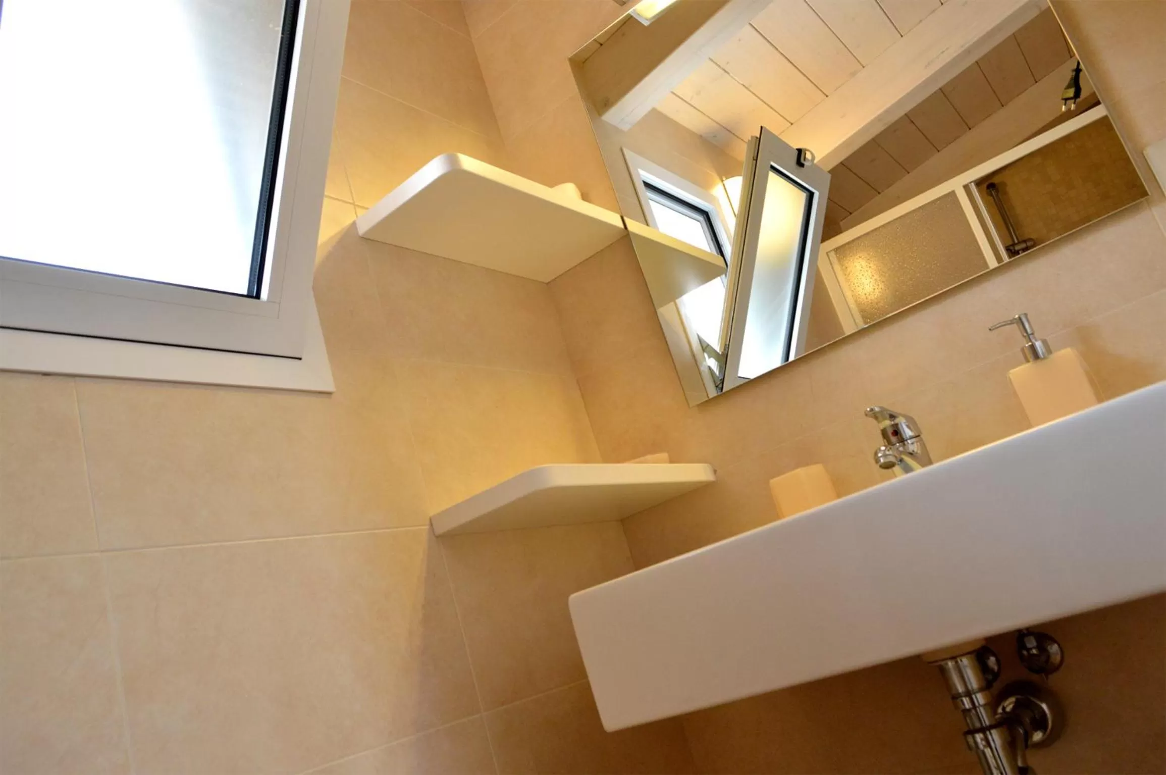 Bathroom in Albergo Diffuso Dimora Rossi B&B