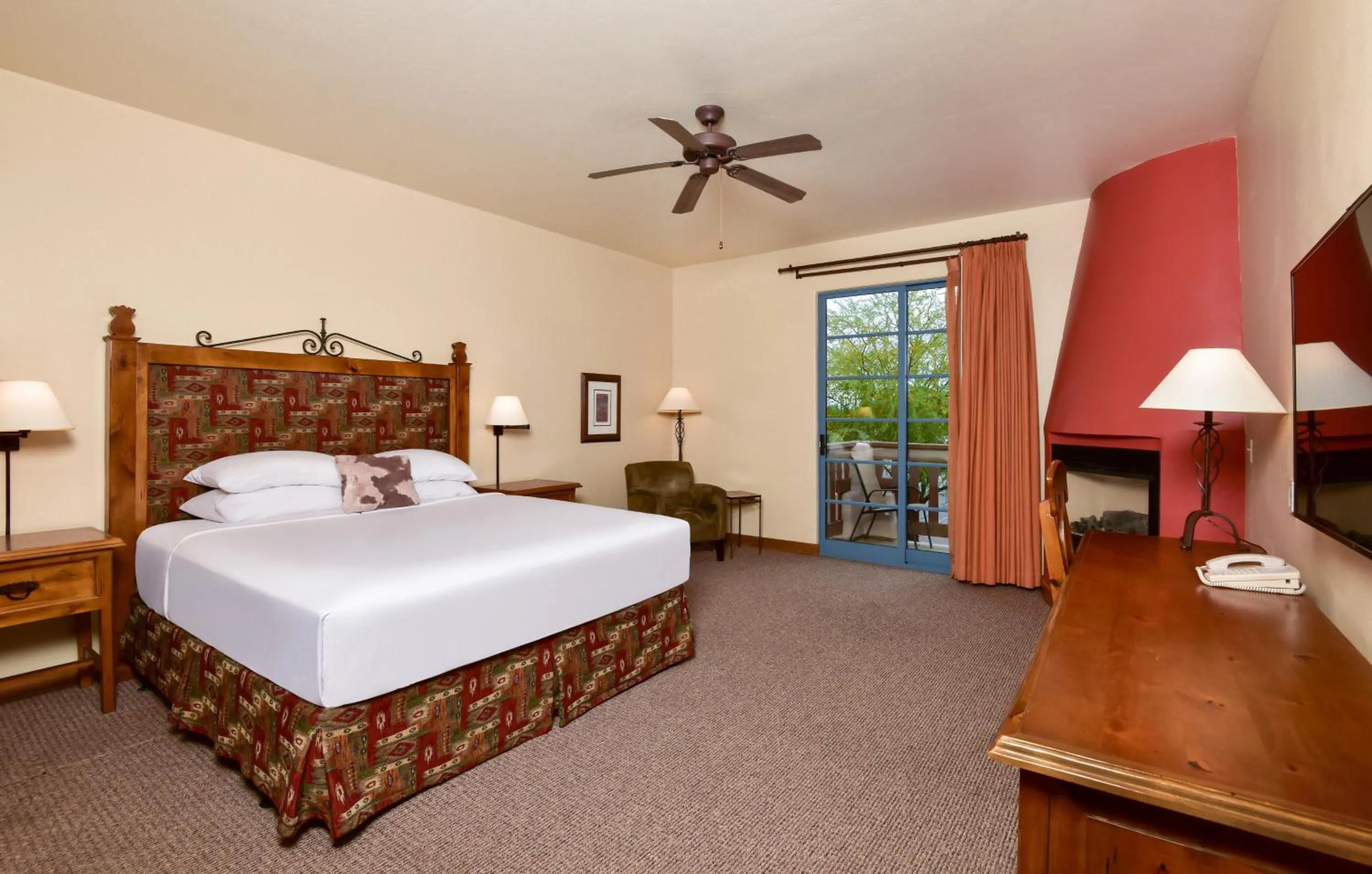 Bedroom, Bed in Lodge On The Desert