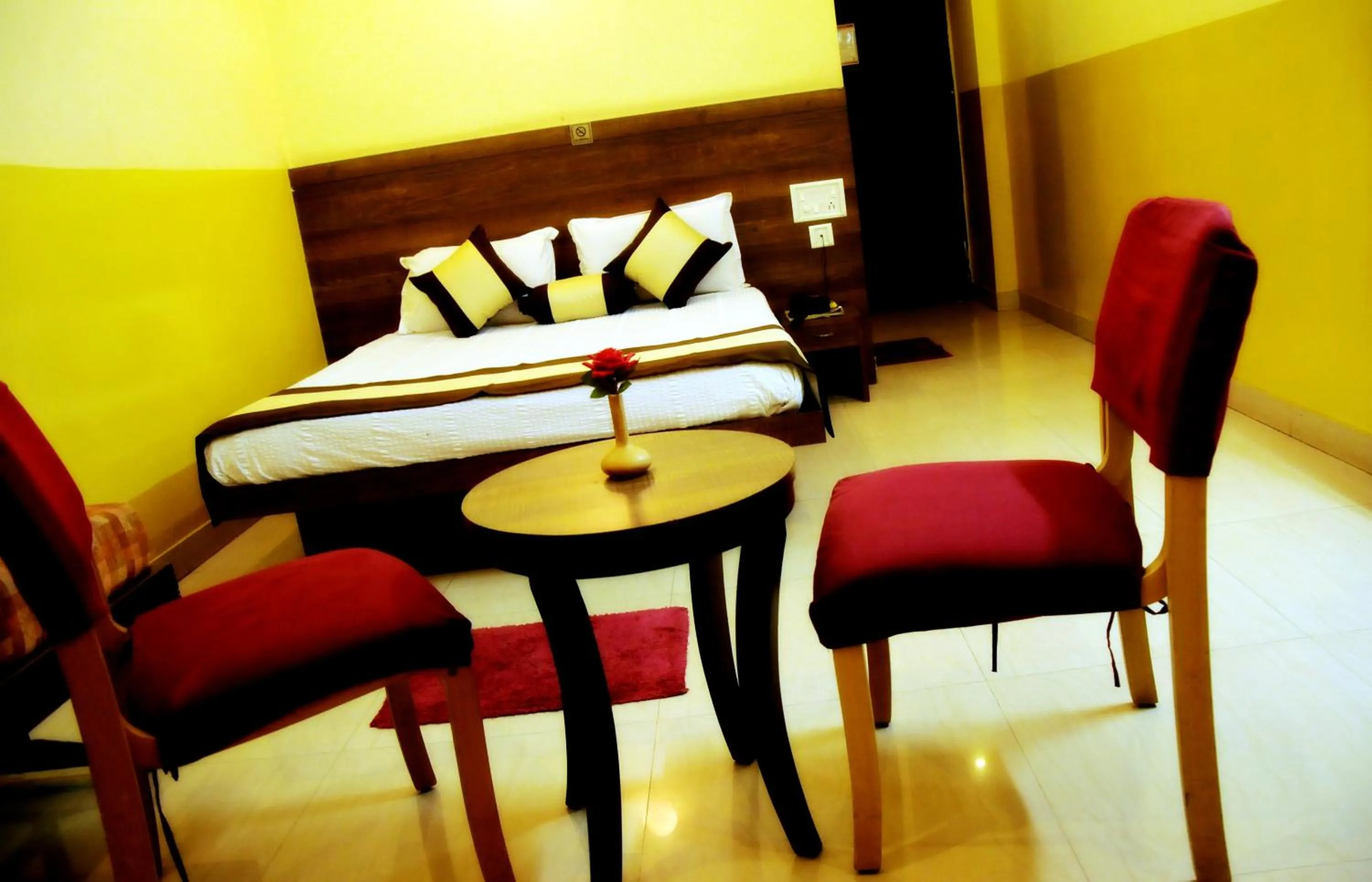 Photo of the whole room in Suvarna Residency