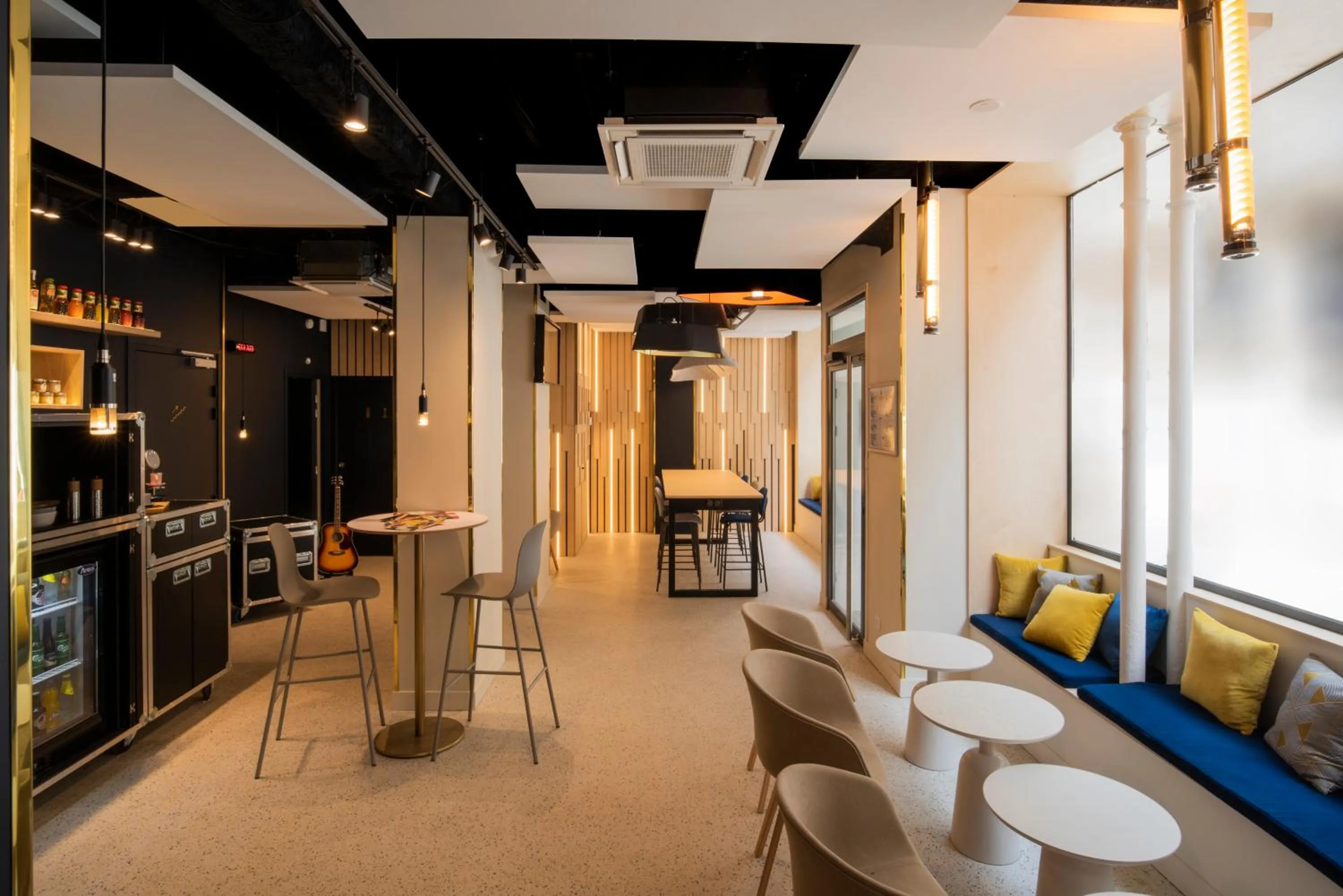 Lobby or reception in ibis Styles Paris Opera Lafayette