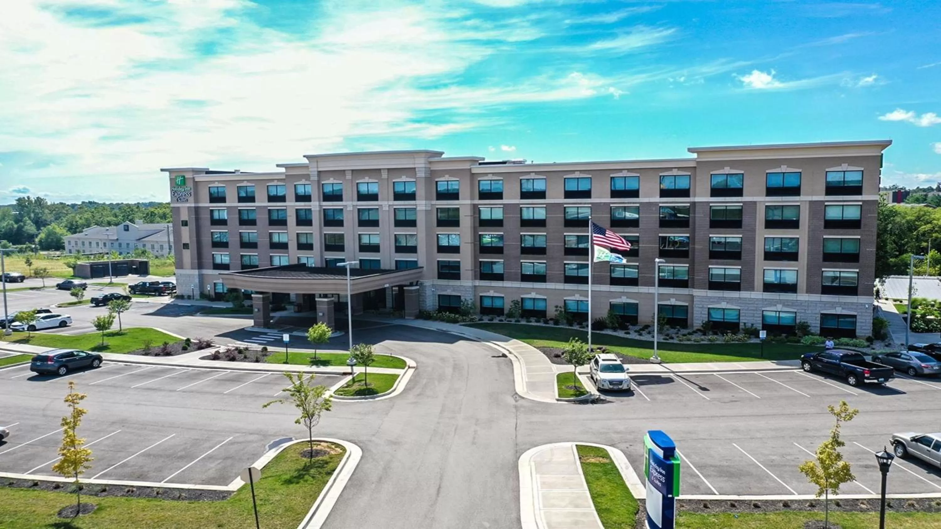 Property building in Holiday Inn Express & Suites - Elizabethtown North by IHG