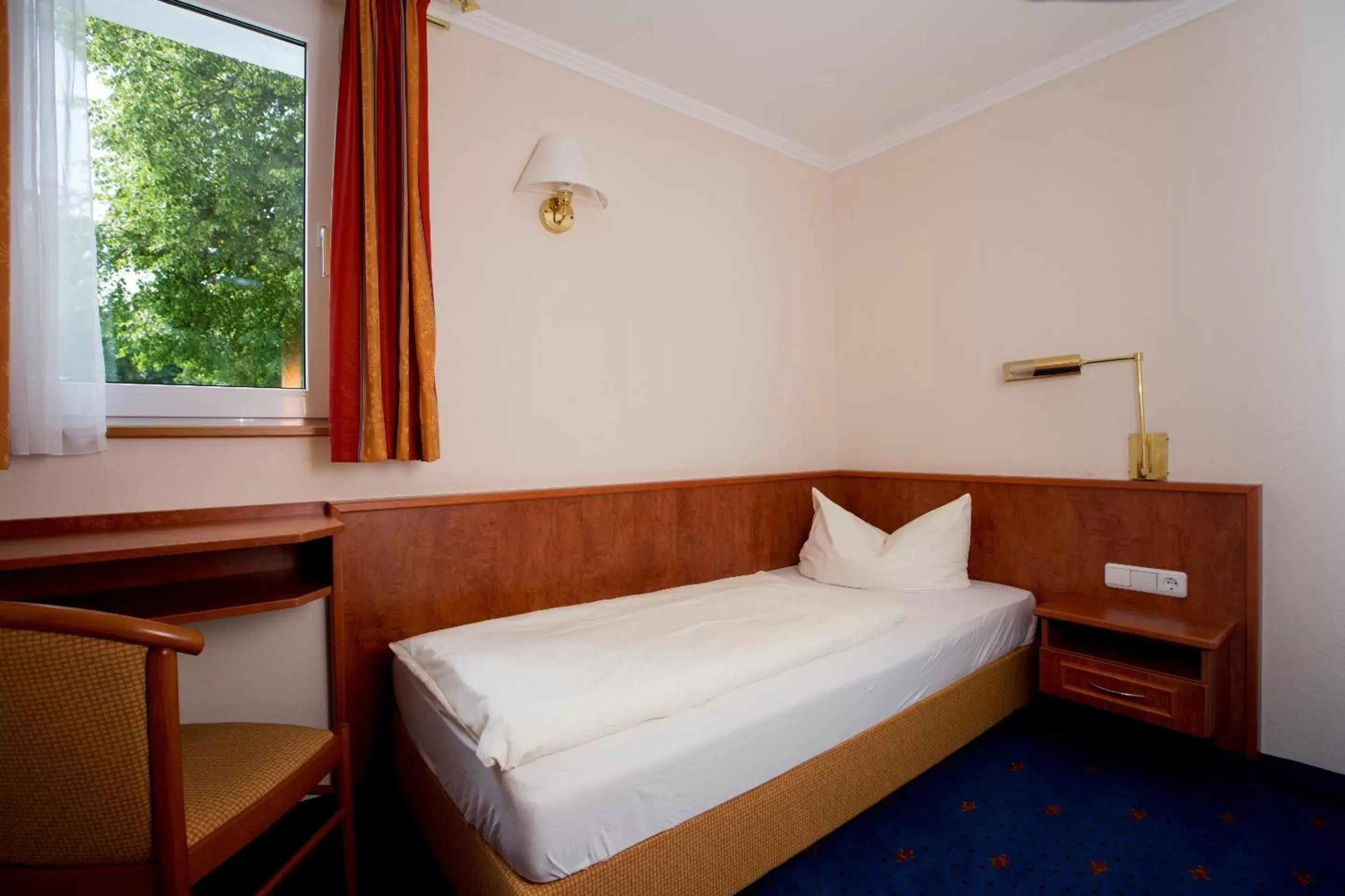 Single Room with Balcony in Das Allgäu Single Room with Balcony in Das Allgäu