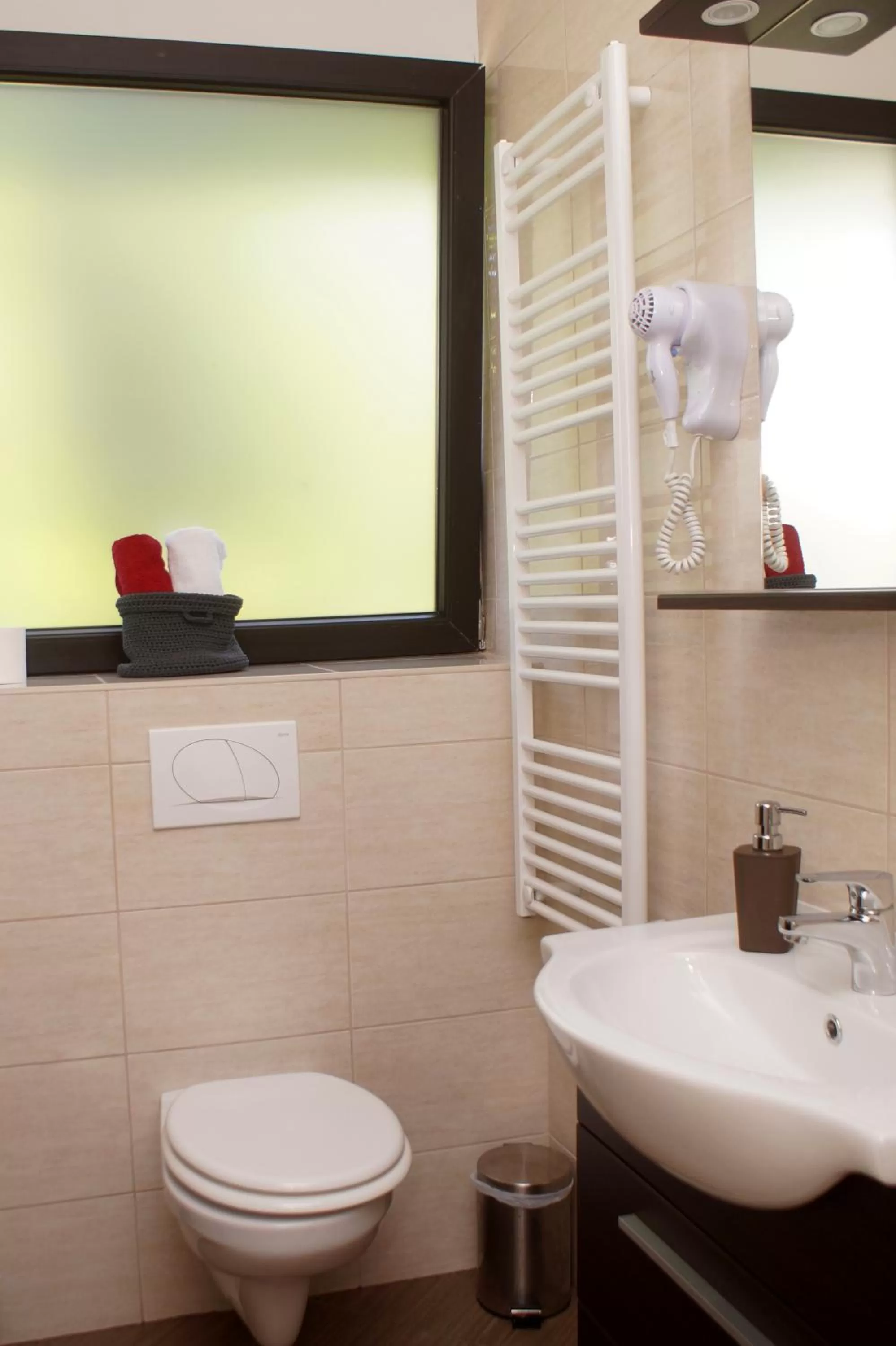 Toilet in Fitromax Sportpanzió Ajka