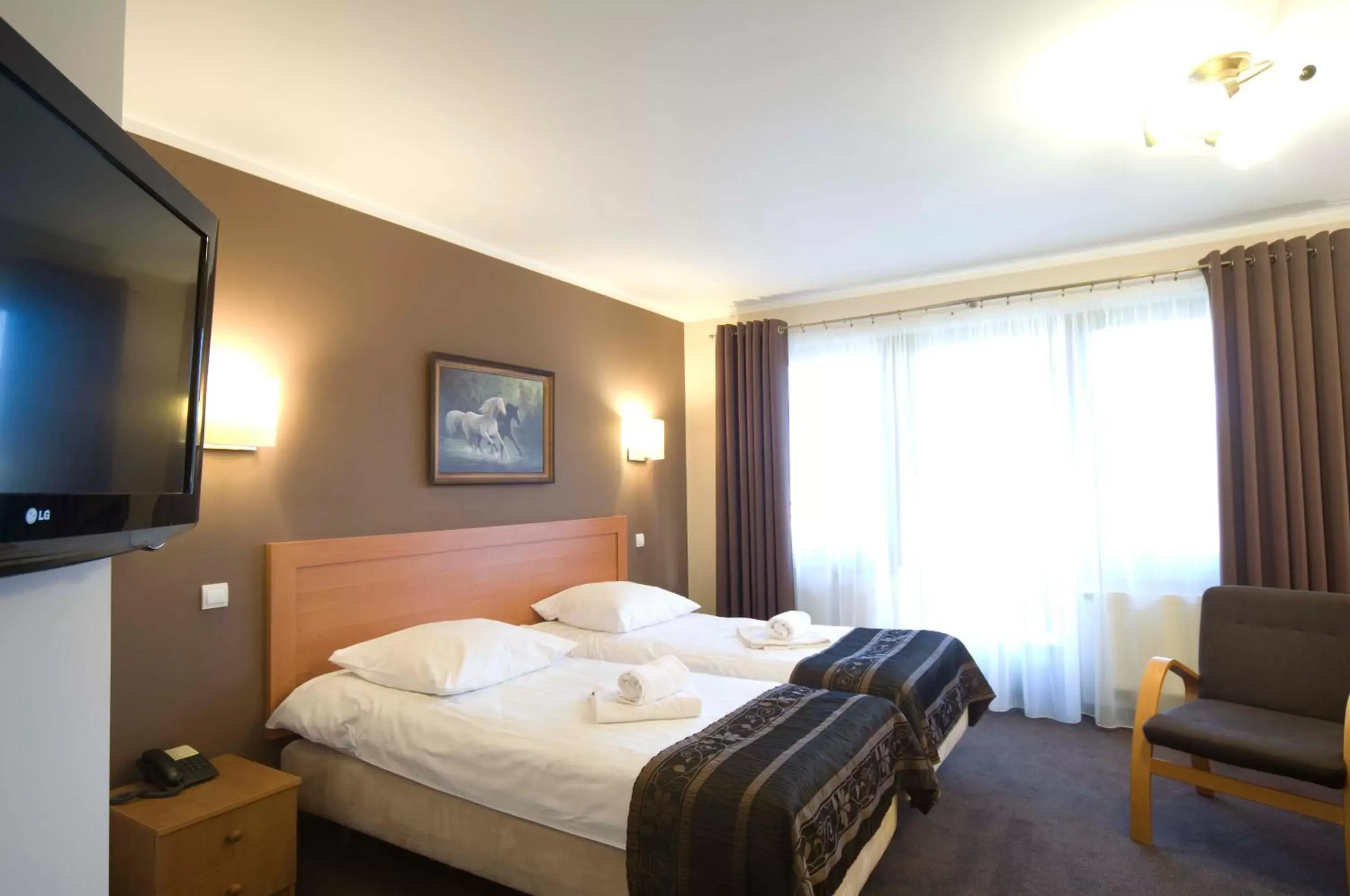 Standard 3* Double Room in Hotel Zimnik Luksus Natury Spa & Wellness Standard 3* Double Room in Hotel Zimnik Luksus Natury Spa & Wellness