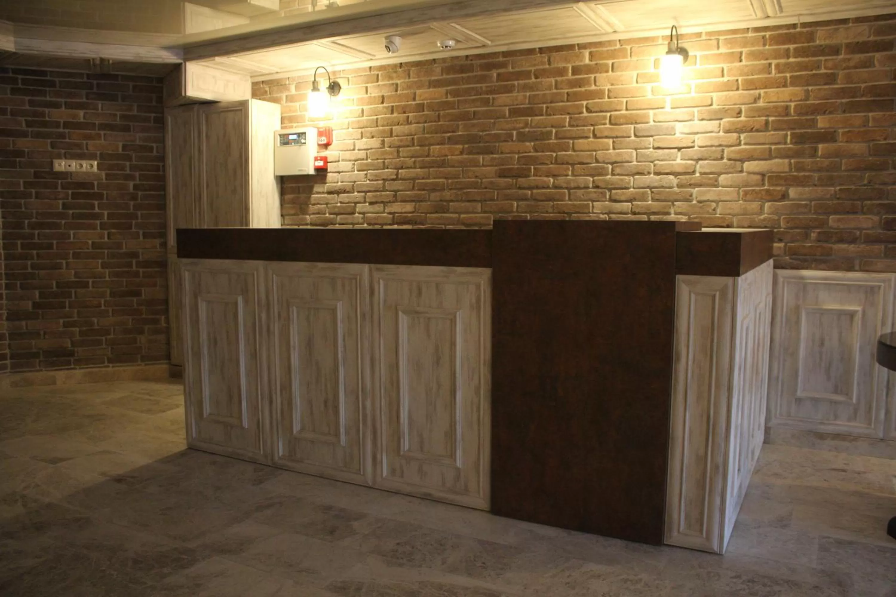 Lobby/Reception in MELINI Boutique Hotel