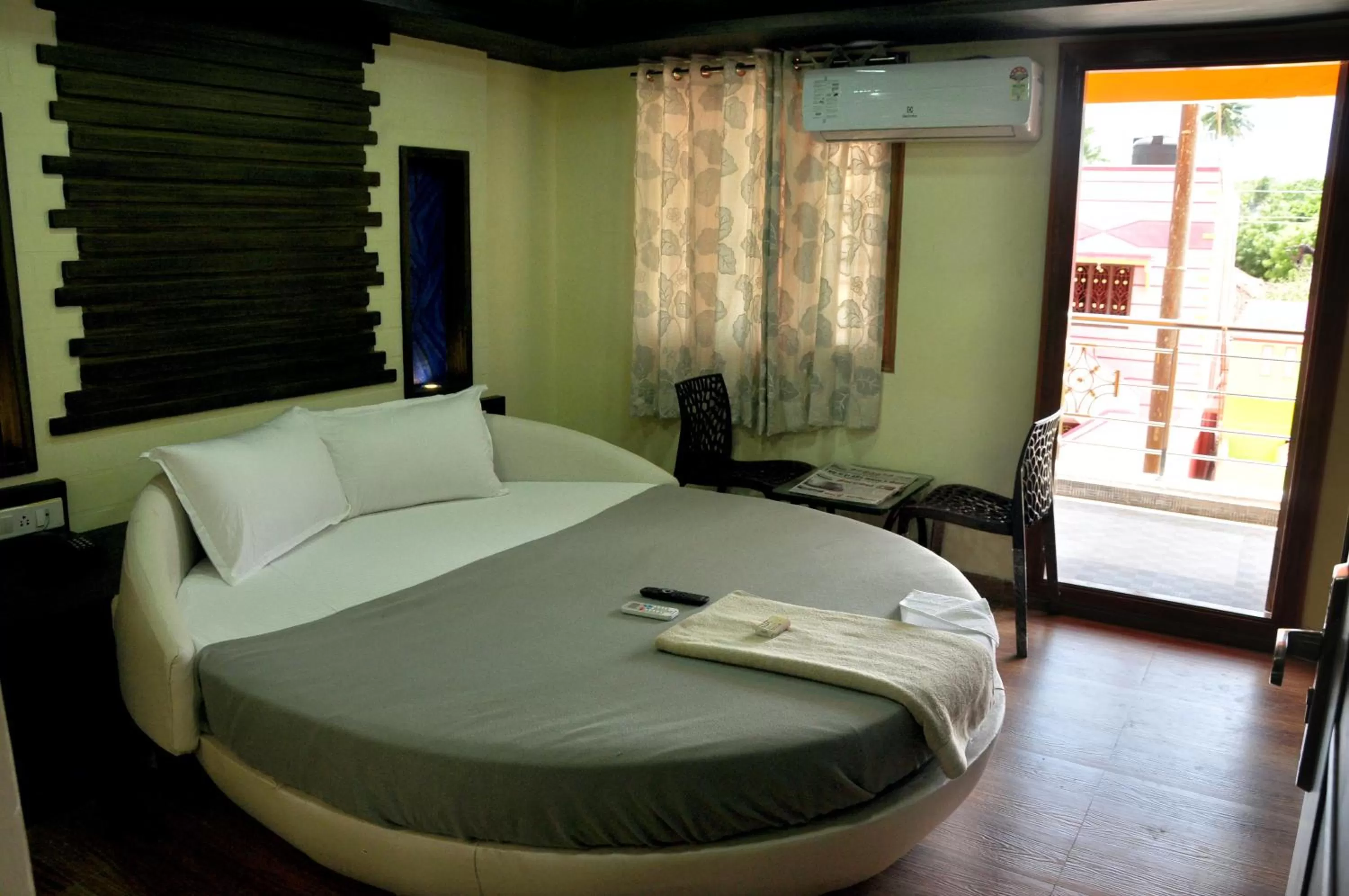 Bedroom, Bed in Hotel Anandhiram Heritage