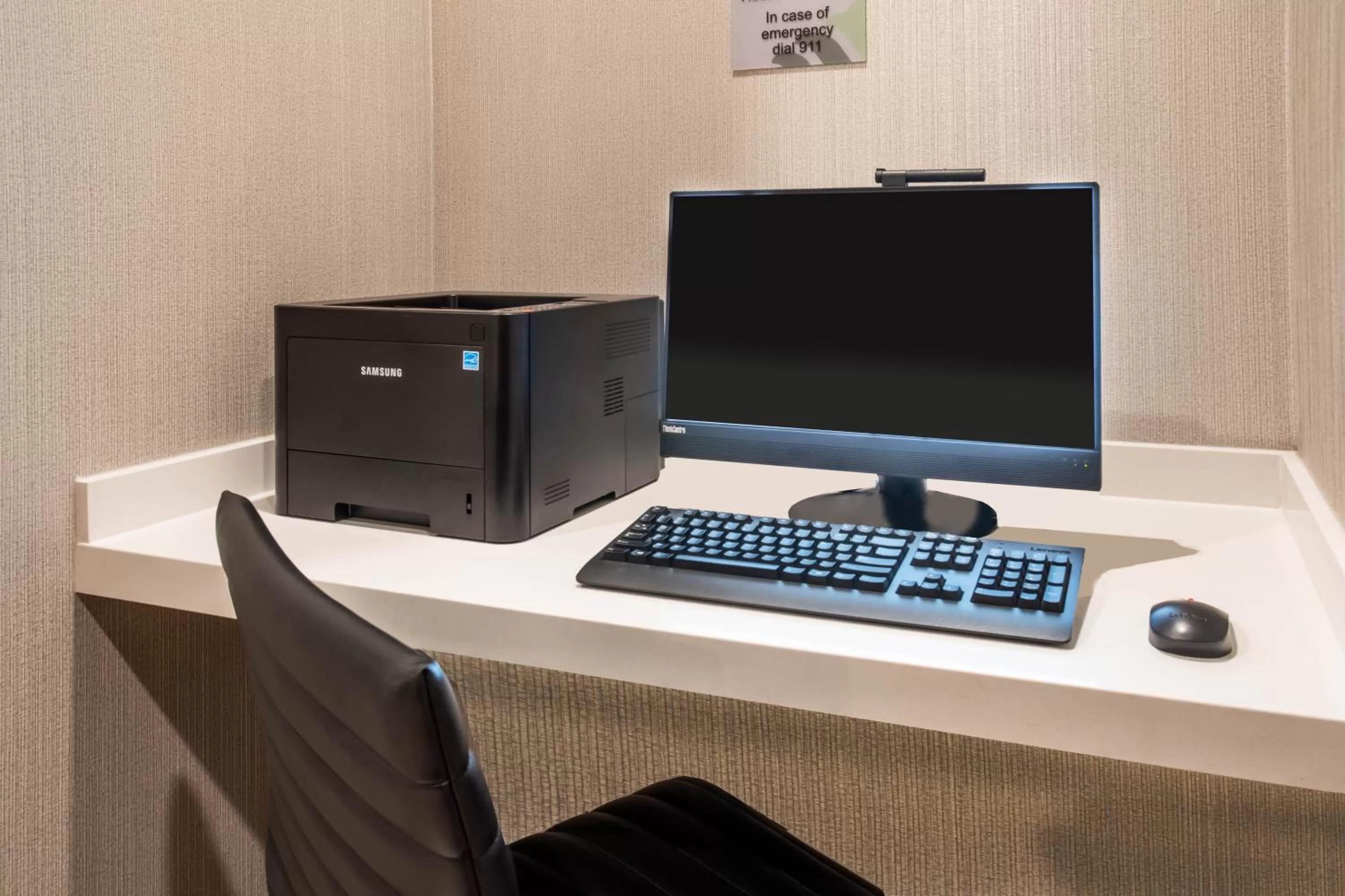 Business facilities in Wingate by Wyndham Denver Airport