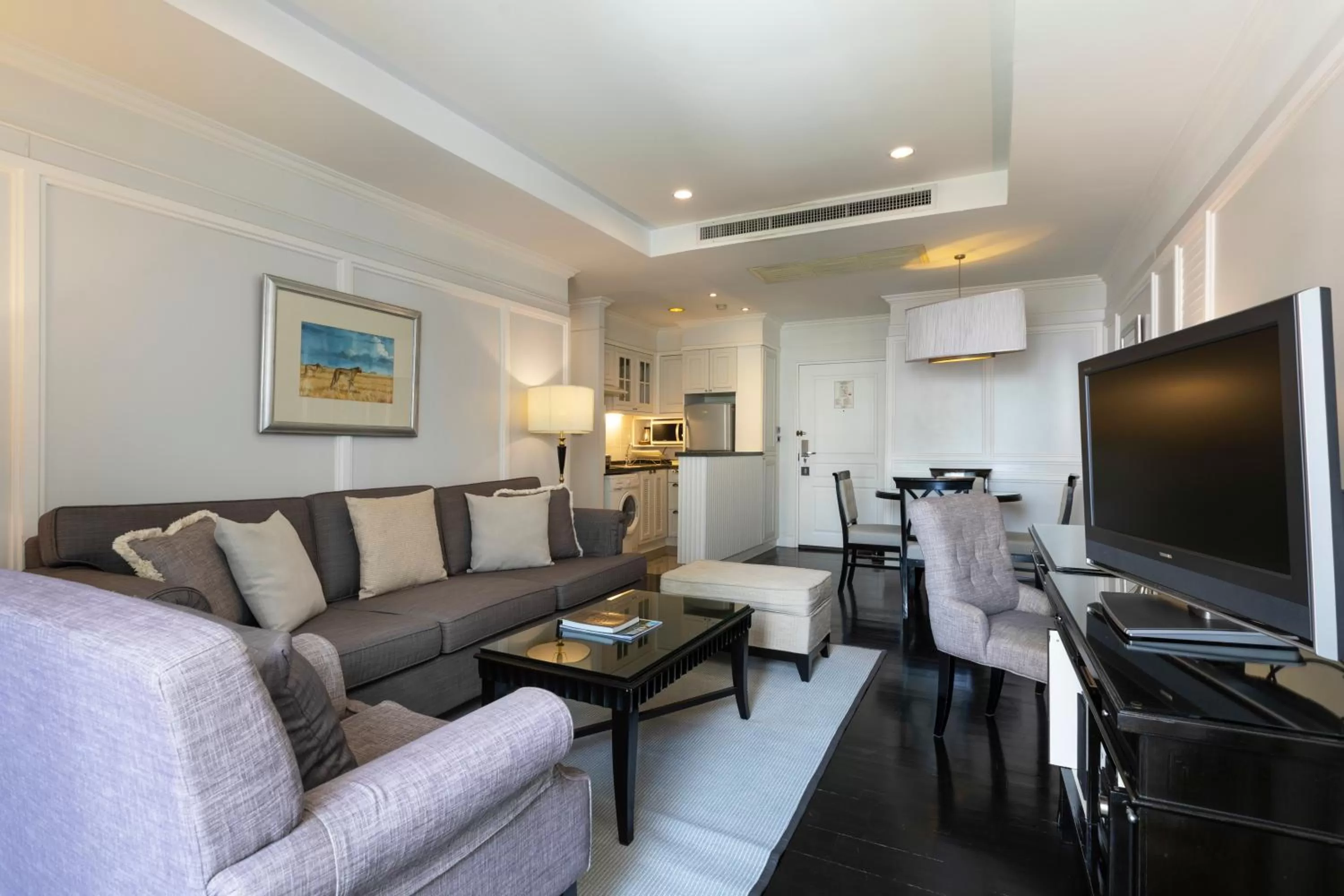 TV and multimedia in Cape House Hotel, Bangkok