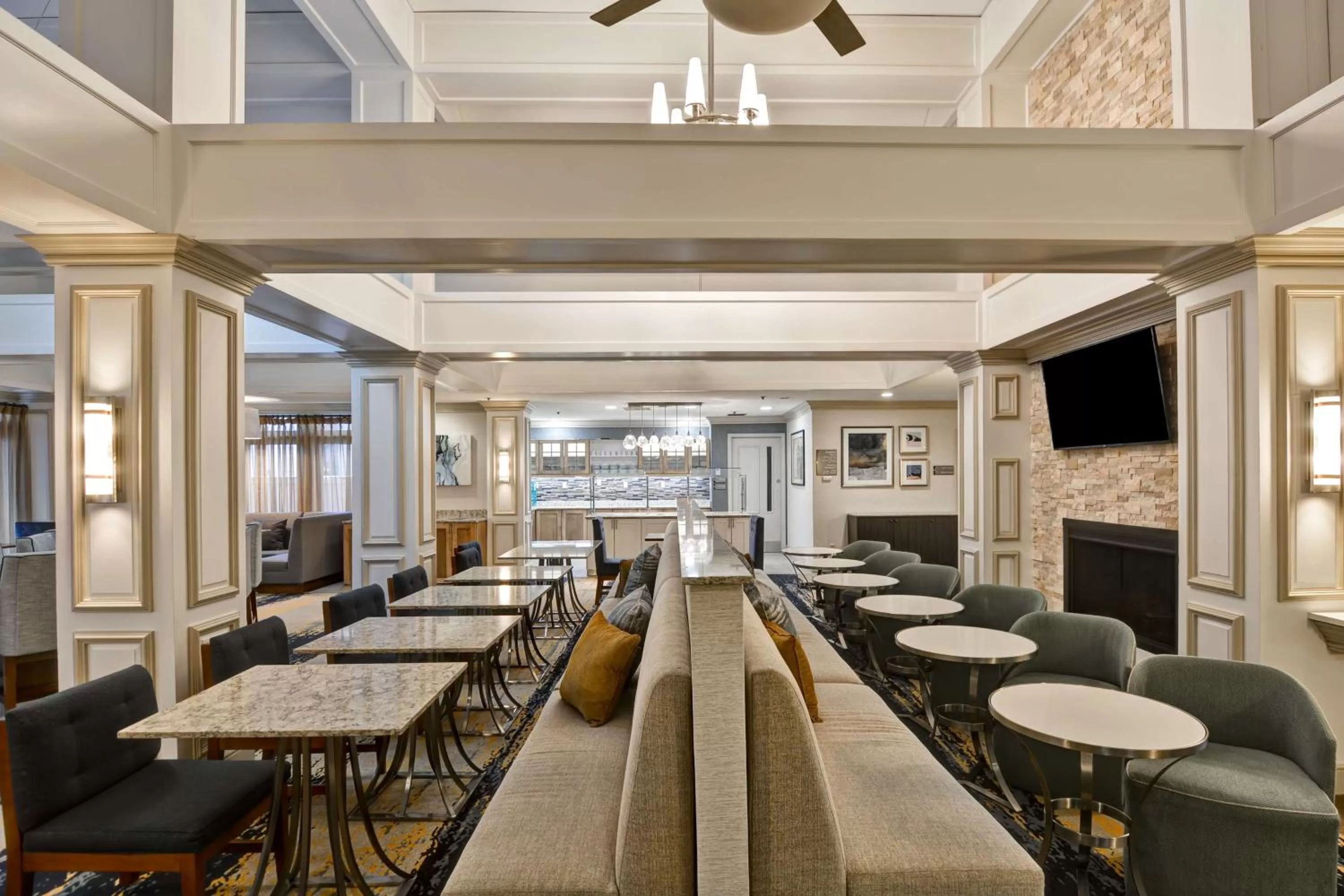 Breakfast in Homewood Suites by Hilton Windsor Locks Hartford