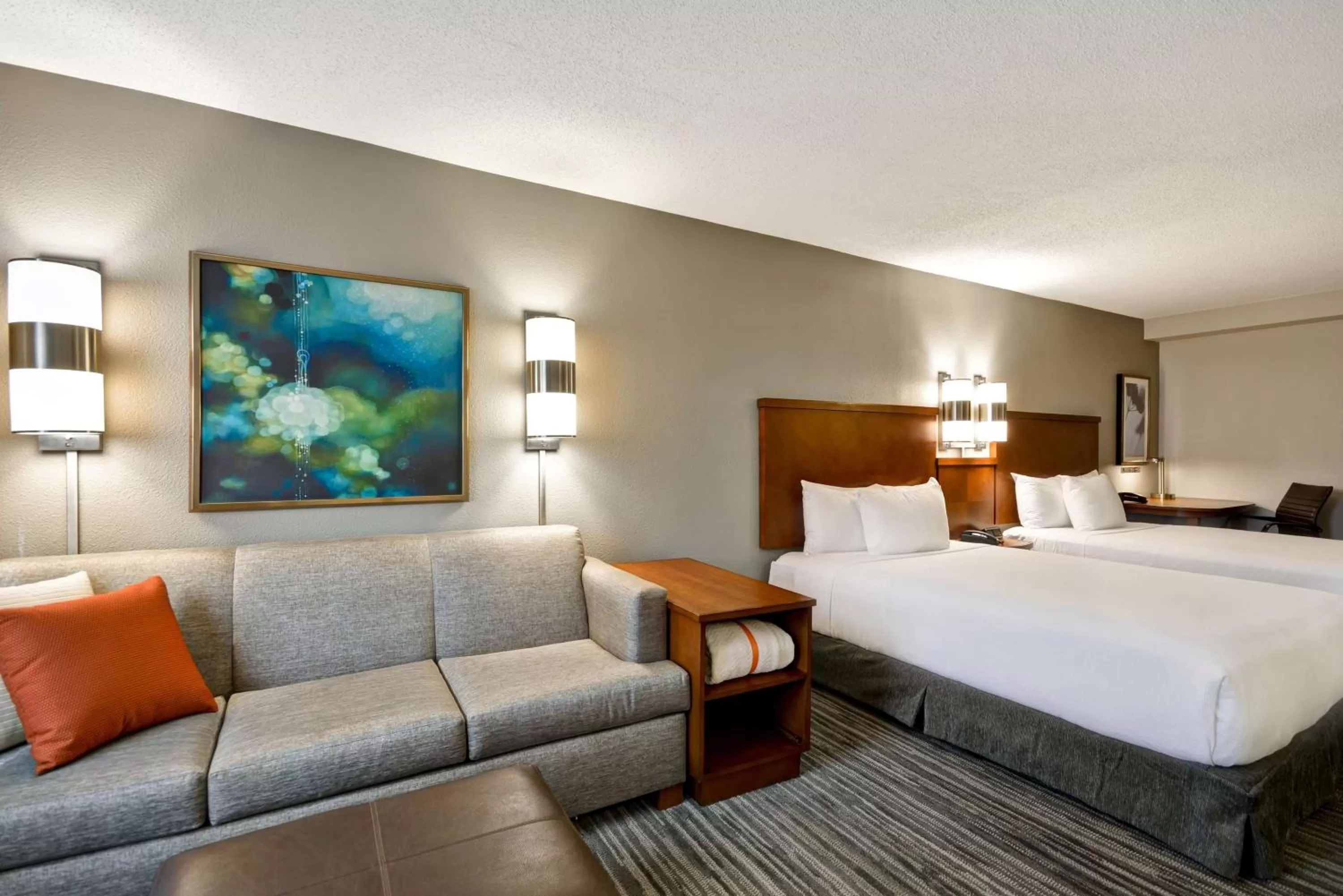 Photo of the whole room, Bed in Hyatt Place Miami Airport-West/Doral