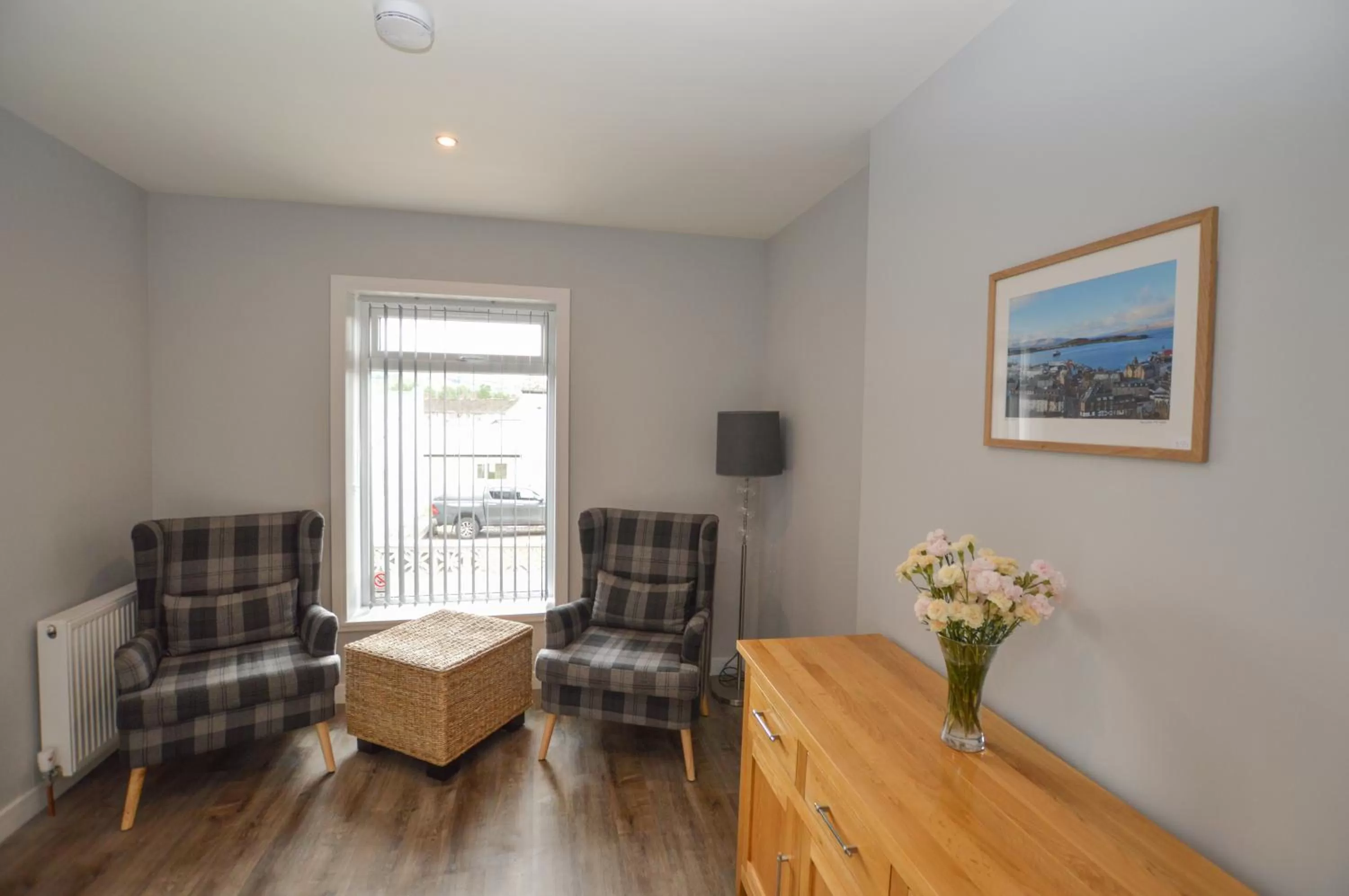 Seating area in Fairhaven, Oban Town Centre