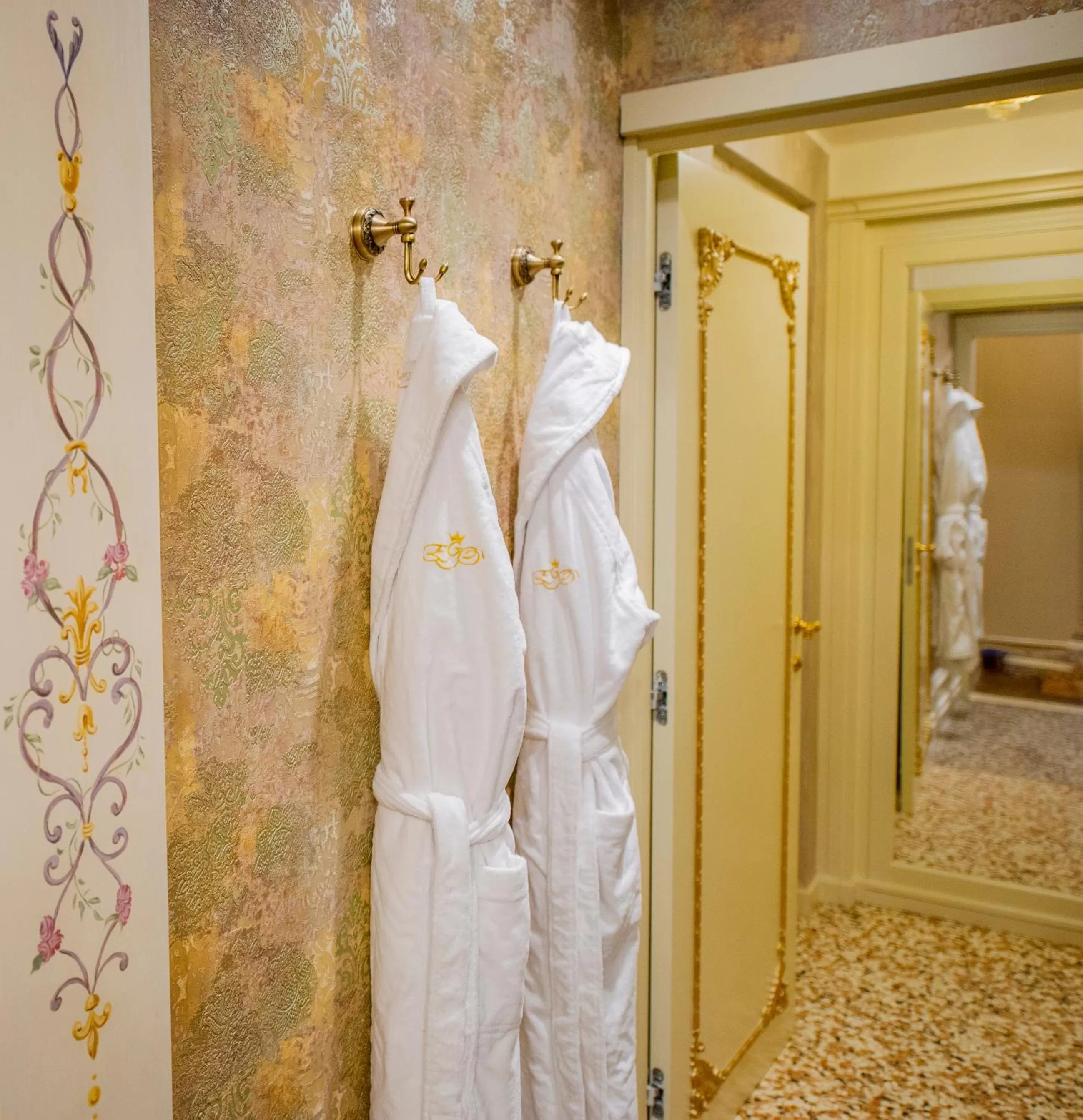 Bedroom in EGO' Boutique Hotel - The Silk Road