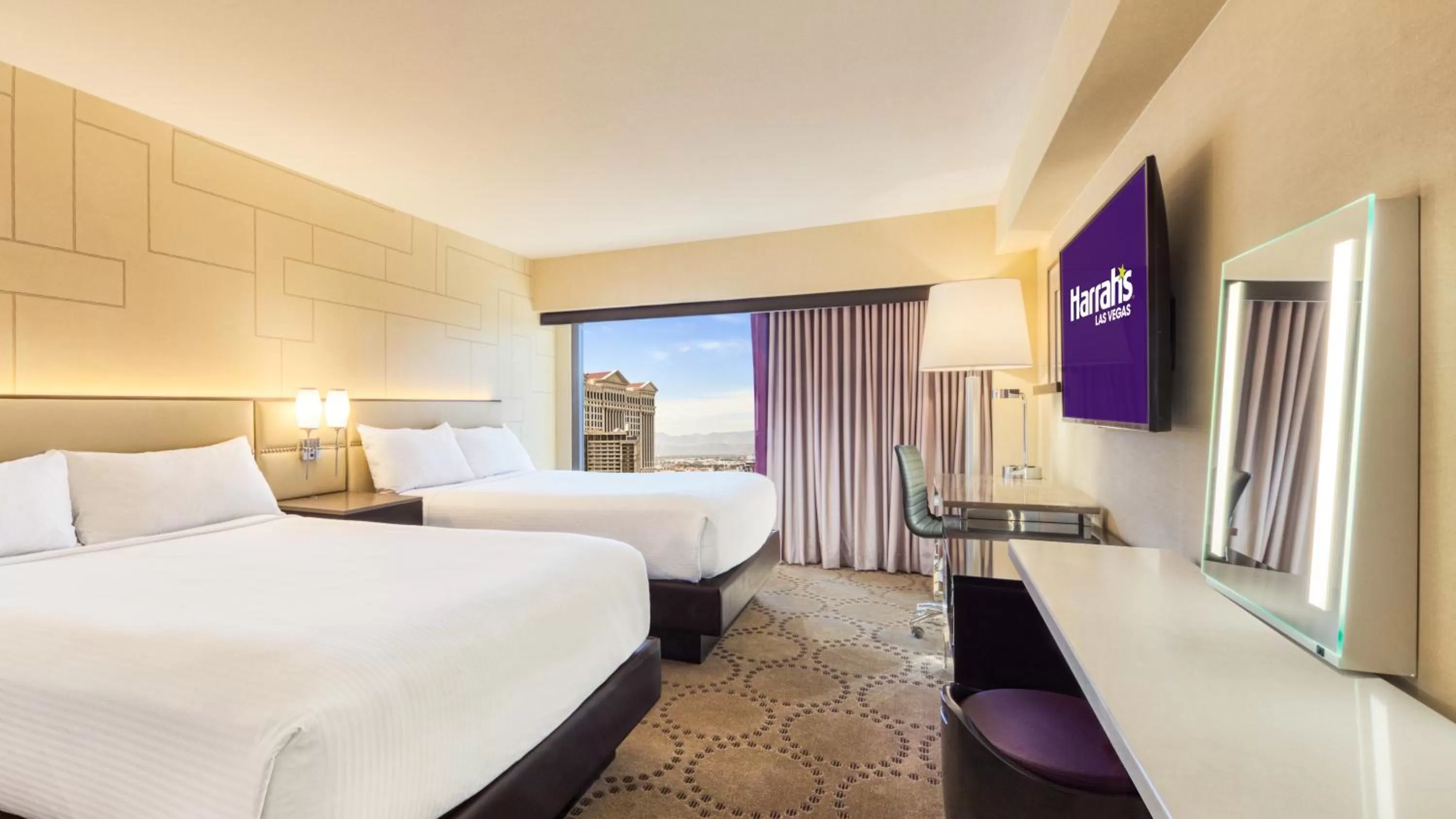 View (from property/room), Bed in Harrah's Las Vegas, A Caesars Destination