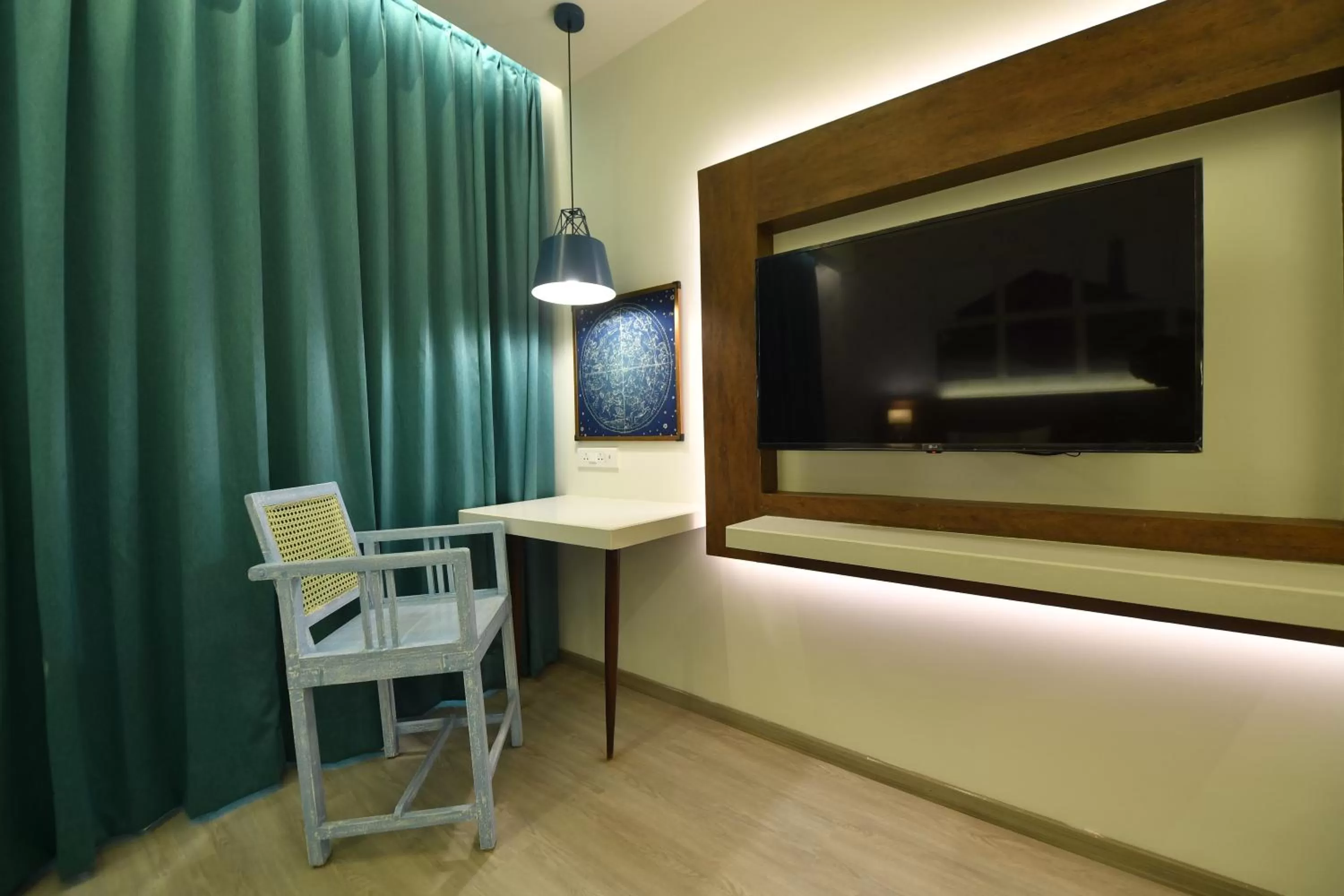 TV and multimedia in The Avatar Hotel & Convention