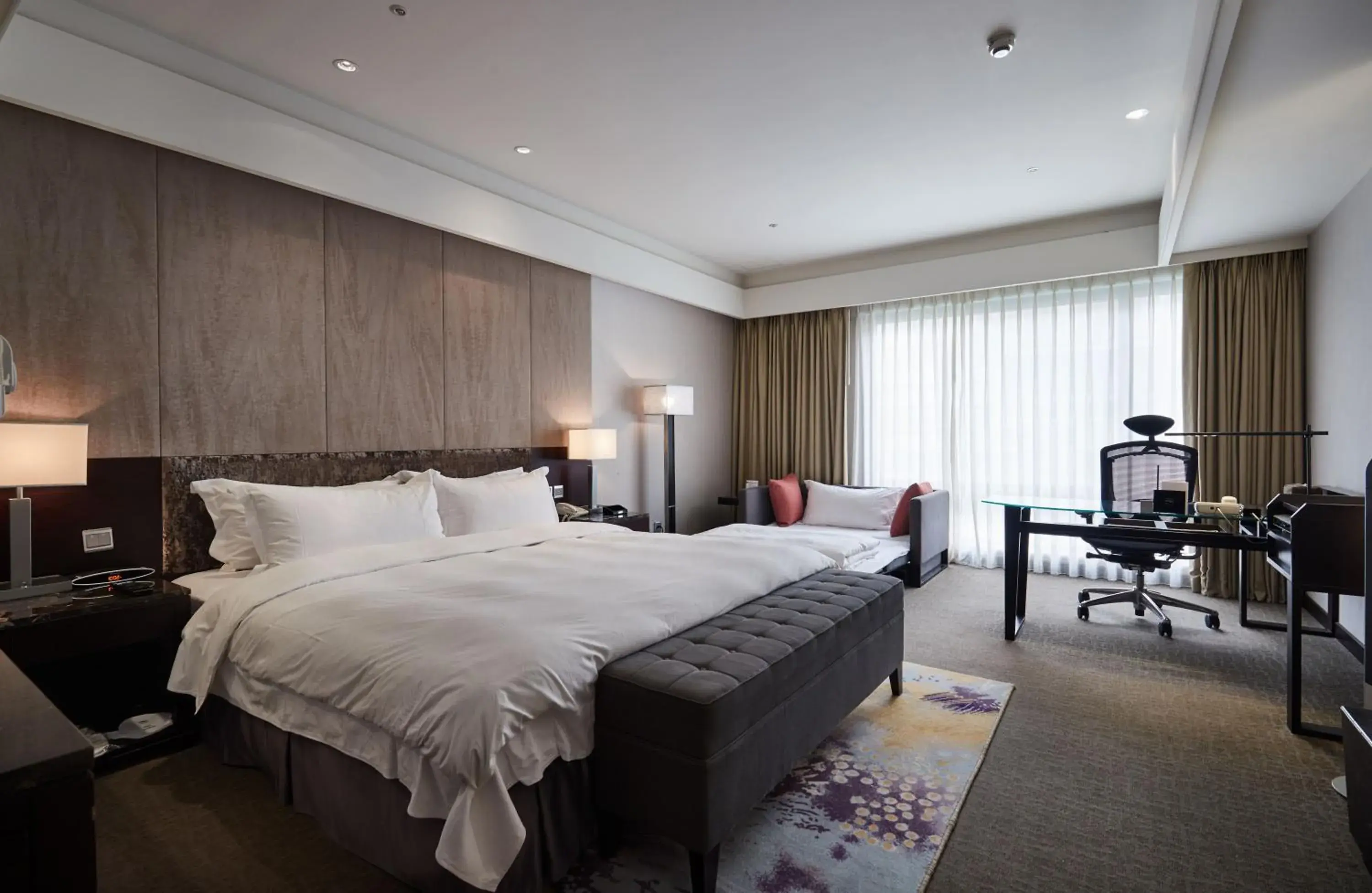 Executive King Room with Sofa Bed in The Tango Hotel Taipei XinYi Executive King Room with Sofa Bed in The Tango Hotel Taipei XinYi