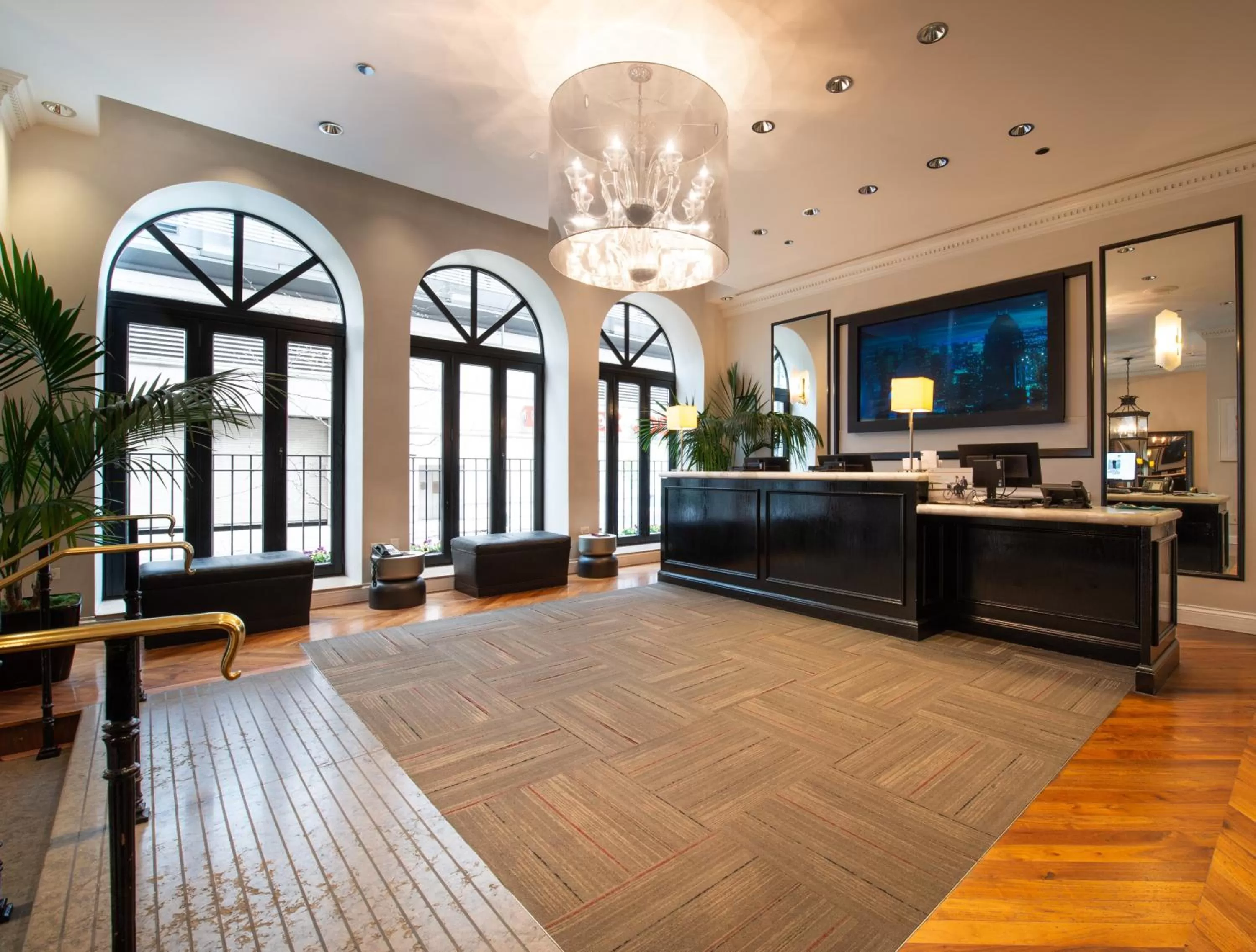 Lobby or reception in Holiday Inn Express Chicago - Magnificent Mile by IHG
