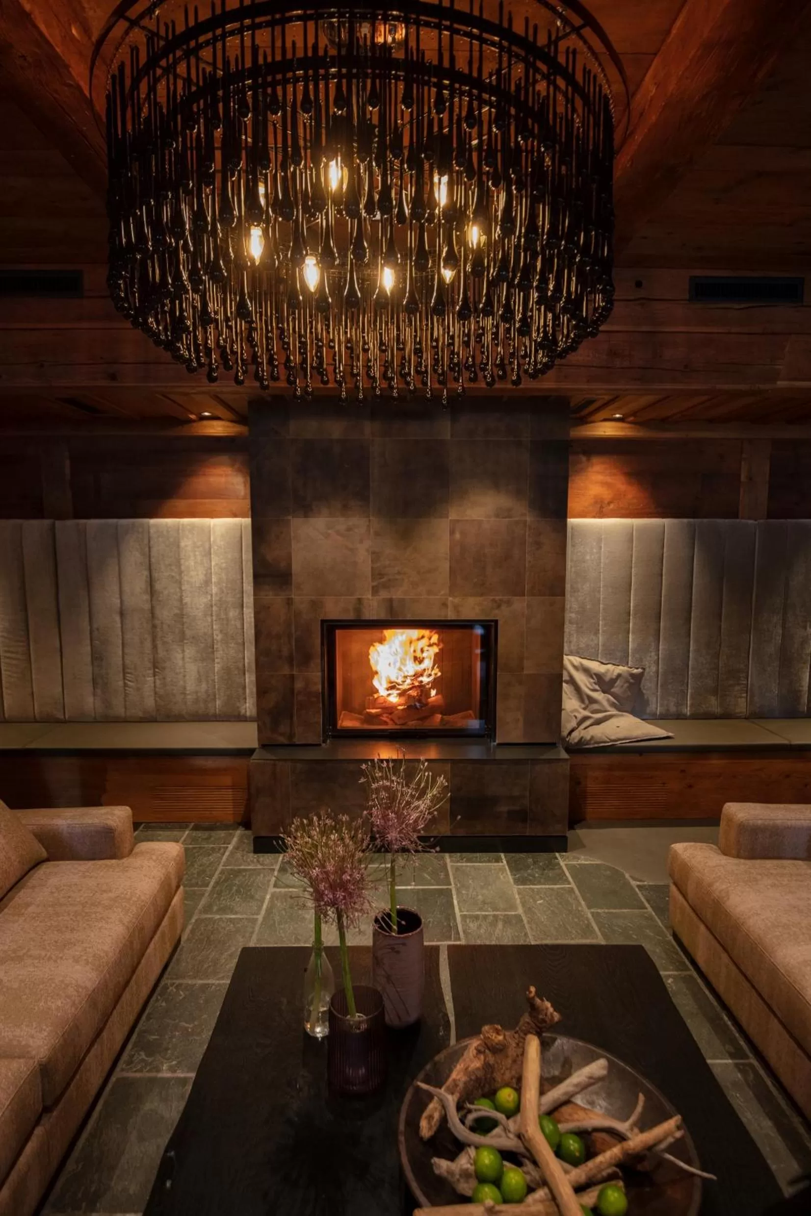 Food and drinks in Bernerhof Swiss Quality Hotel Gstaad