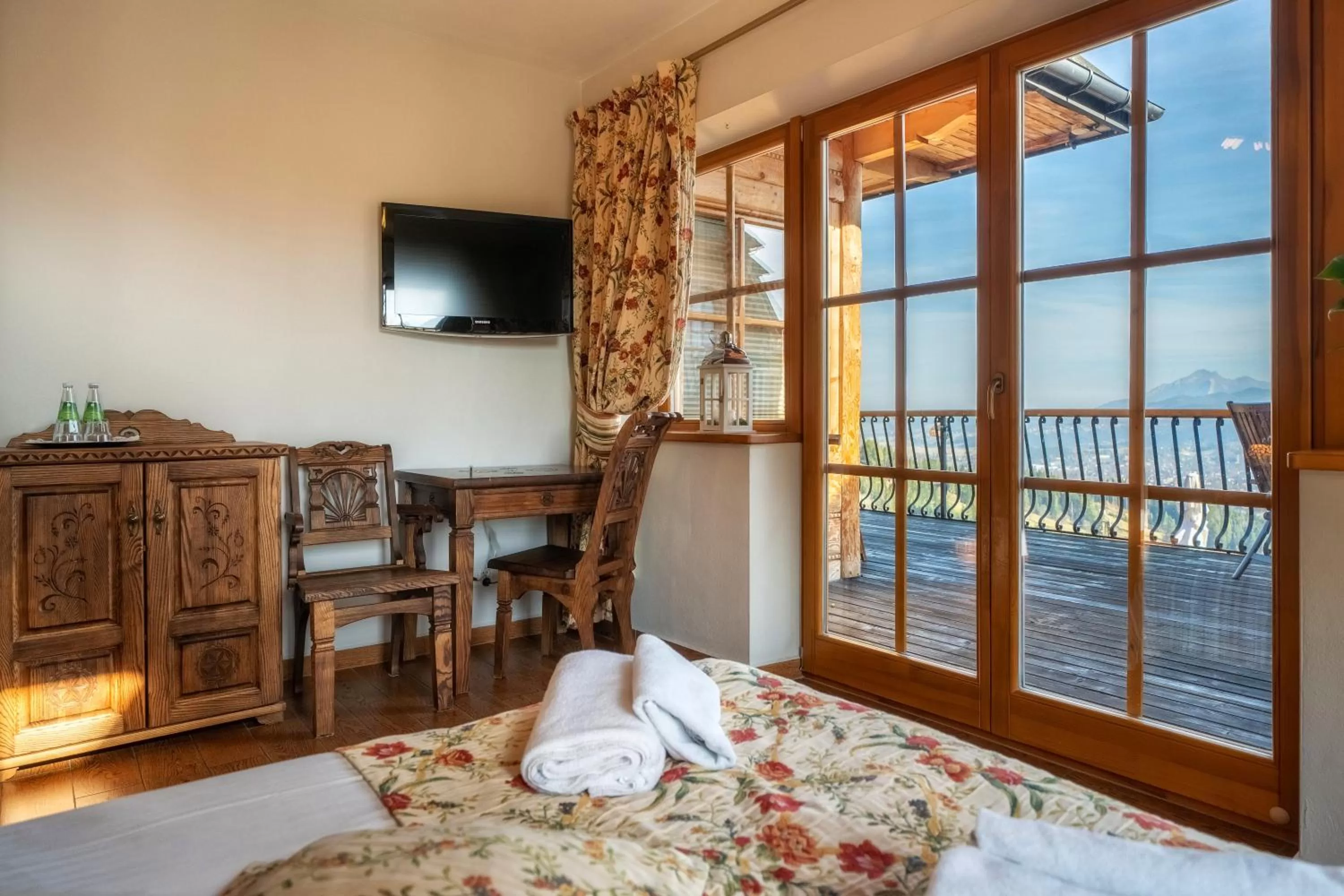 TV and multimedia, Bed in Butorowy Dwór