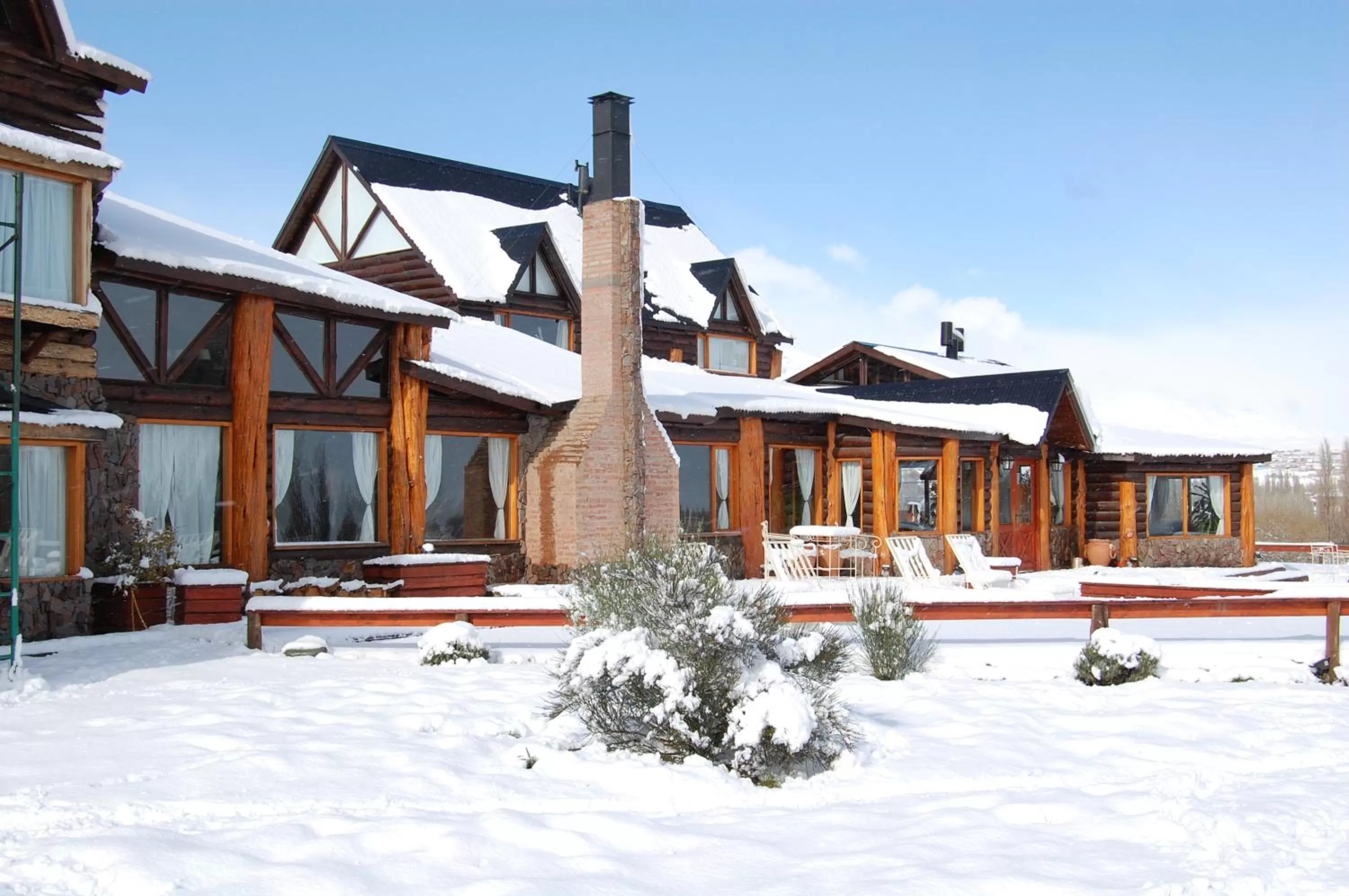 Property building, Winter in Hosteria Los Canelos