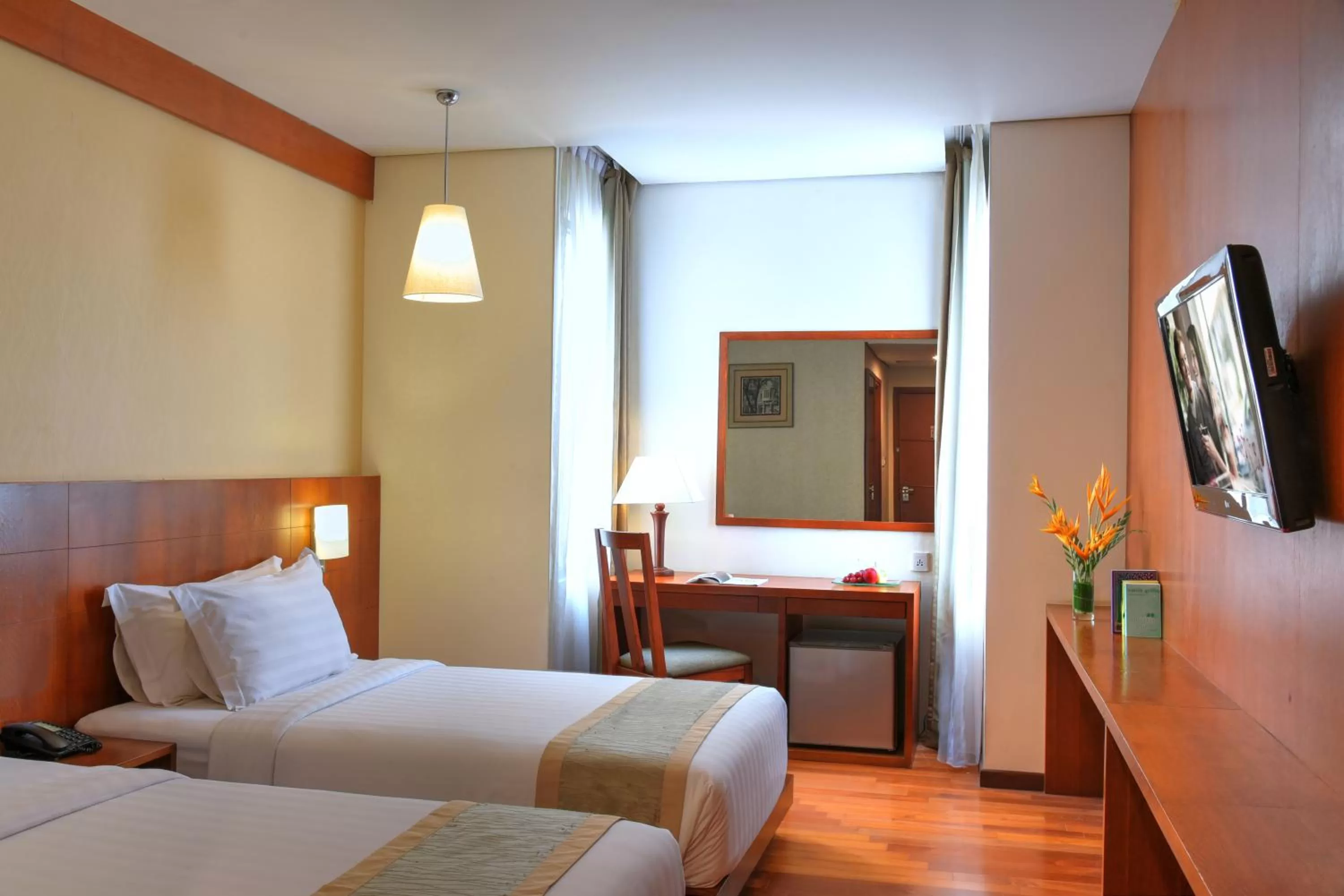 Bedroom, Bed in Oak Tree Emerald Hotel & Coventions Semarang