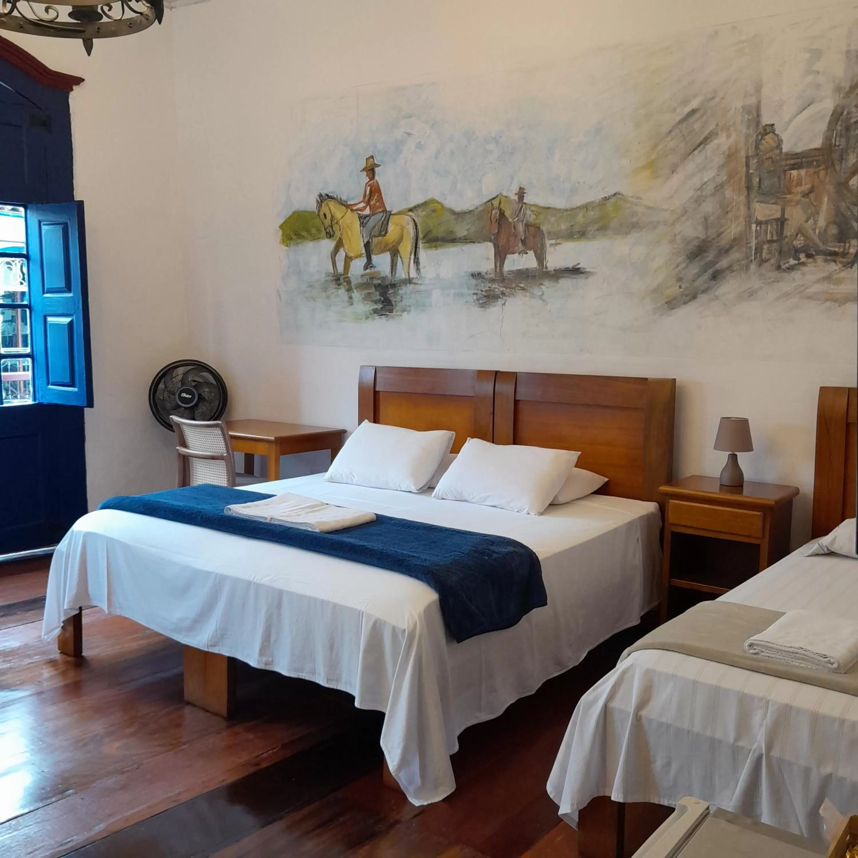 Photo of the whole room, Bed in Hotel Barroco Mineiro