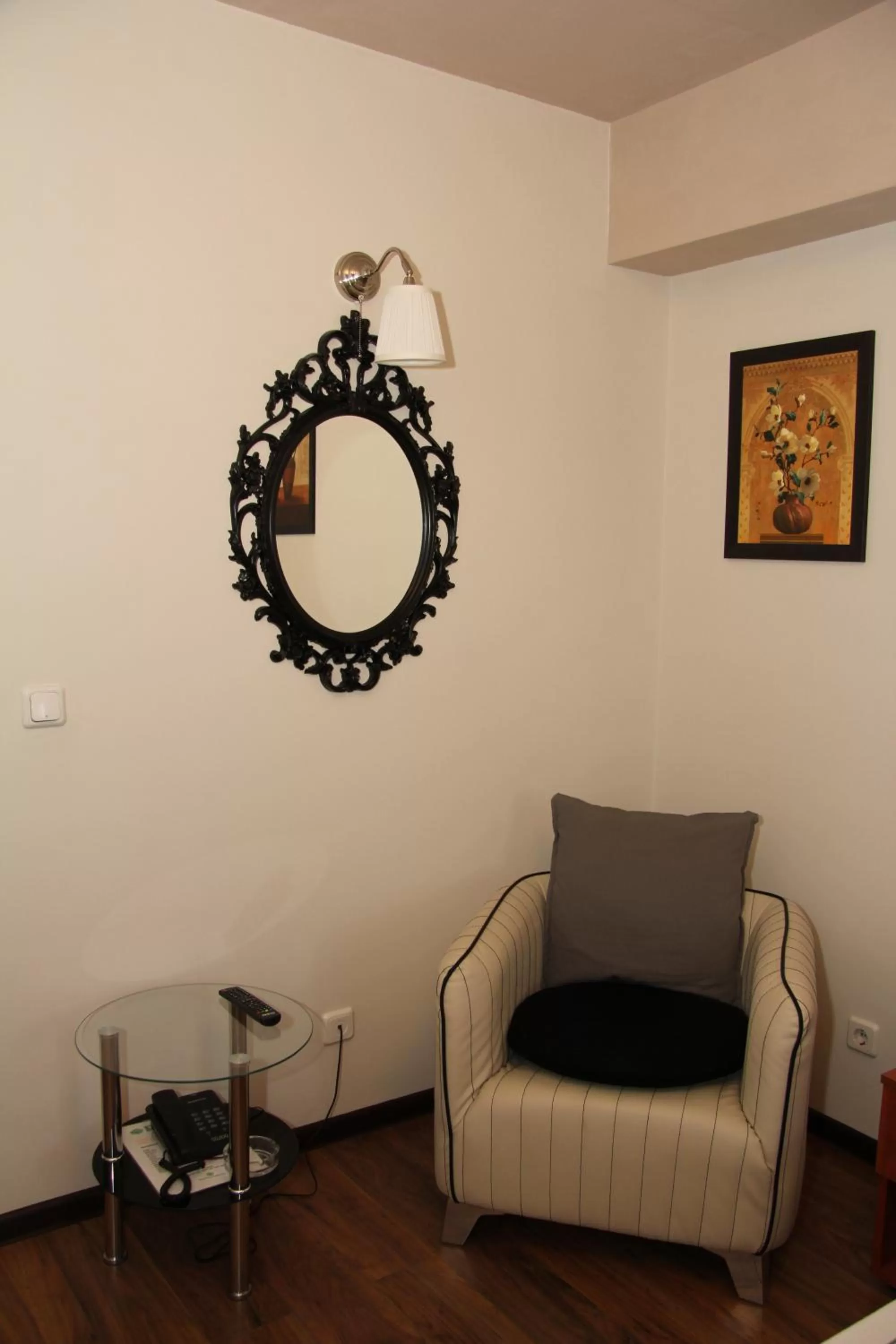 Bedroom in Hotel - Restaurant Chairite