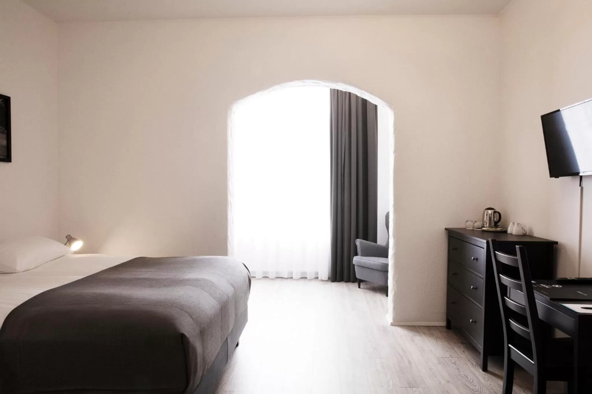 Coffee/tea facilities, Bed in Fosshotel Rauðará